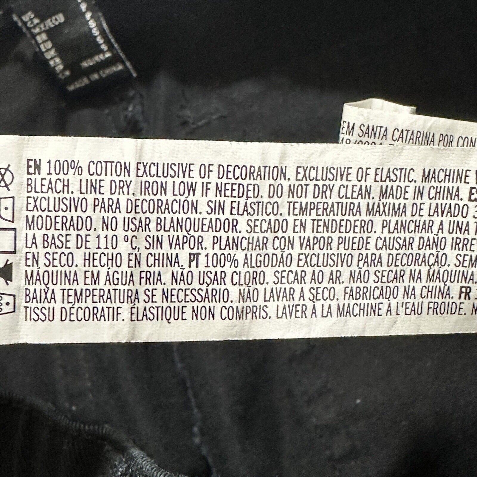 Forever 21 Forever 21 Small (26x30) Chino Pants Black High Rise Pockets Size 26" / US 2 / IT 38 - 6 Thumbnail