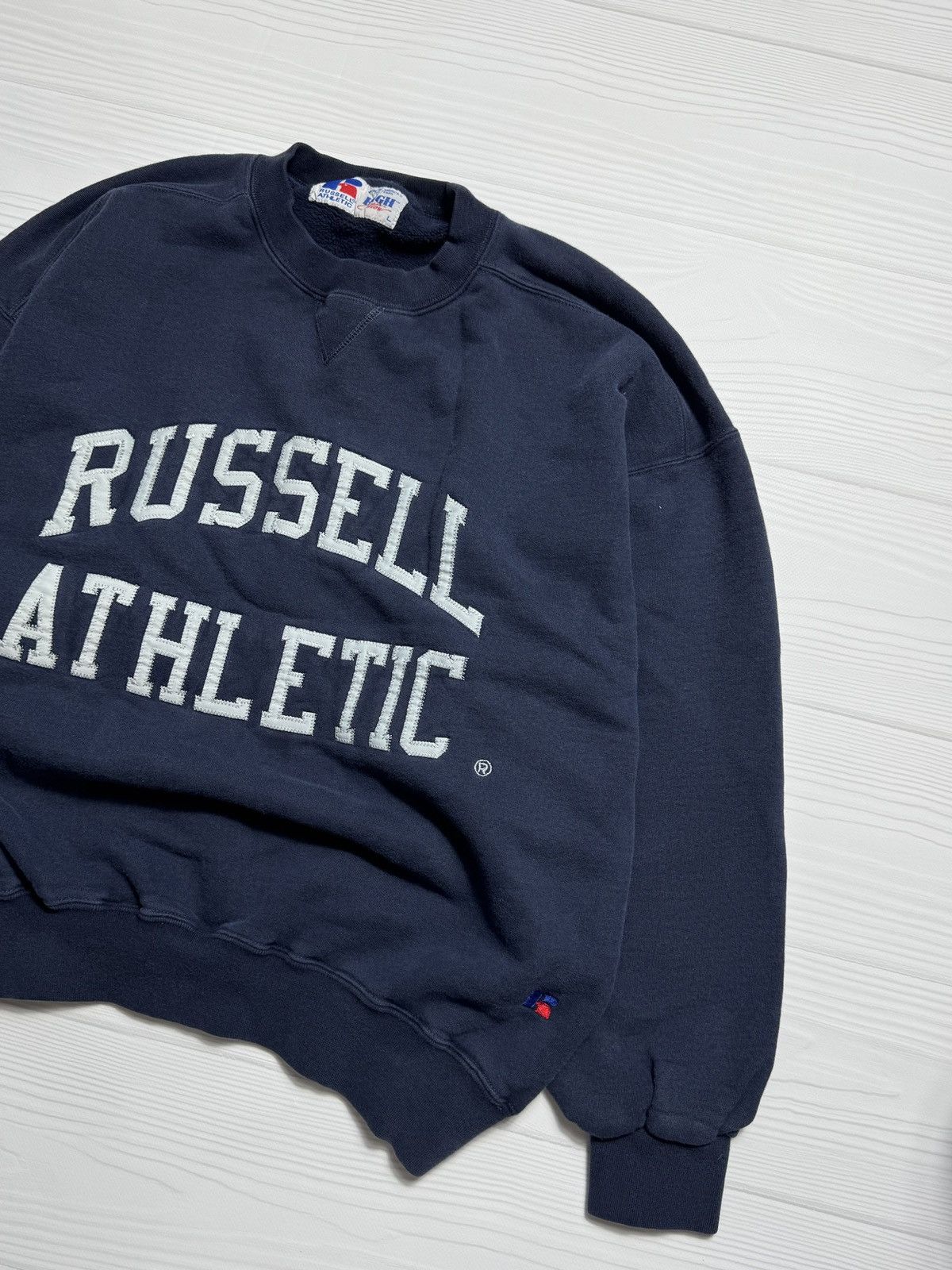 Russell Athletic × Vintage Vintage 90s Russell Athletic Sweatshirt Size US L / EU 52-54 / 3 - 2 Thumbnail