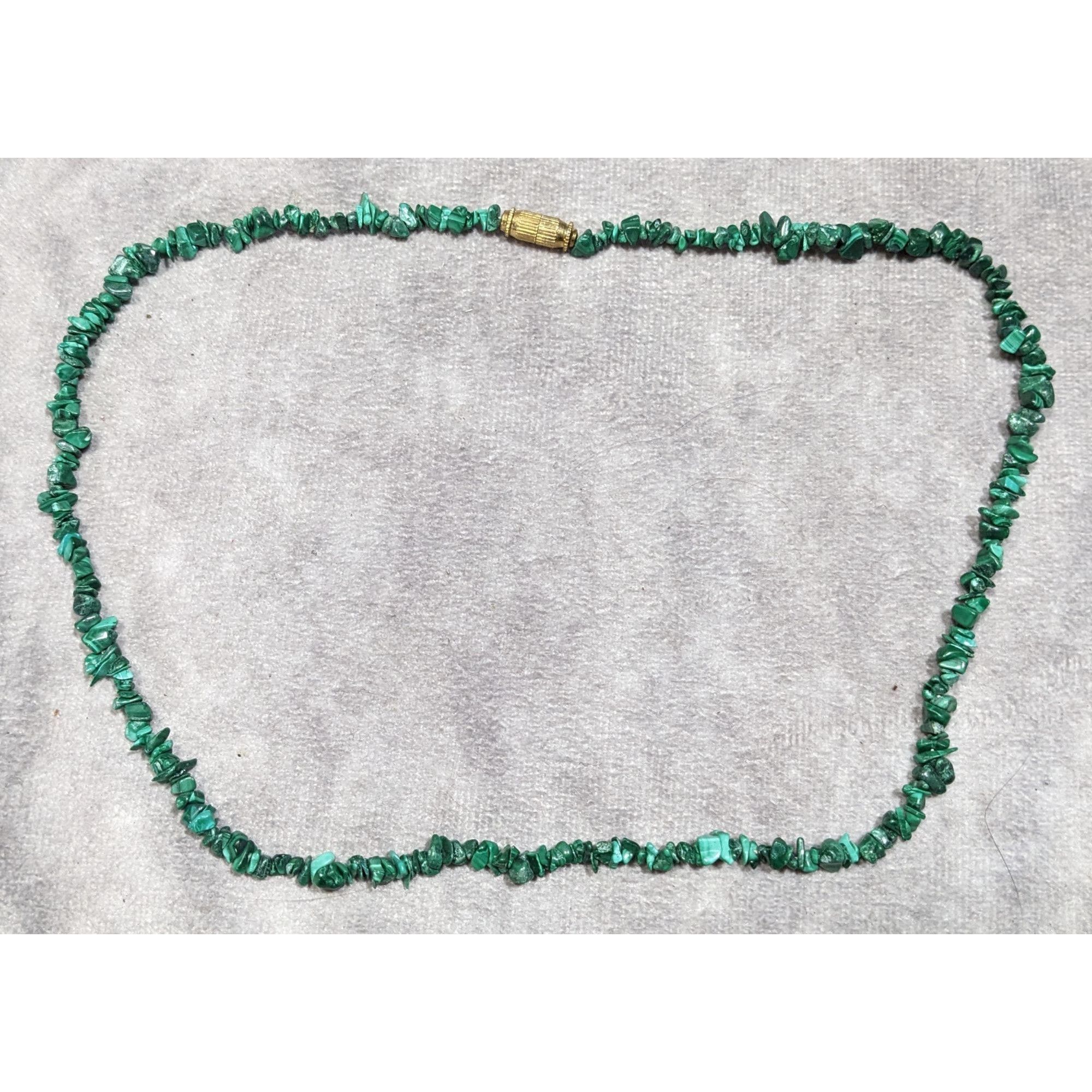 Other Vintage Handmade Malachite Chip Beaded Necklace Size ONE SIZE - 6 Thumbnail