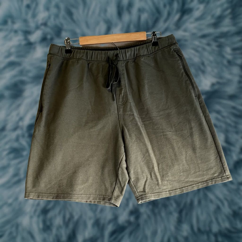 Eddie Bauer Eddie Bauer Shorts Mens XL Green Sleepwear Elastic Waist Drawstring Loungewear Sweat Shorts Size US 36 / EU 52 - 1 Thumbnail