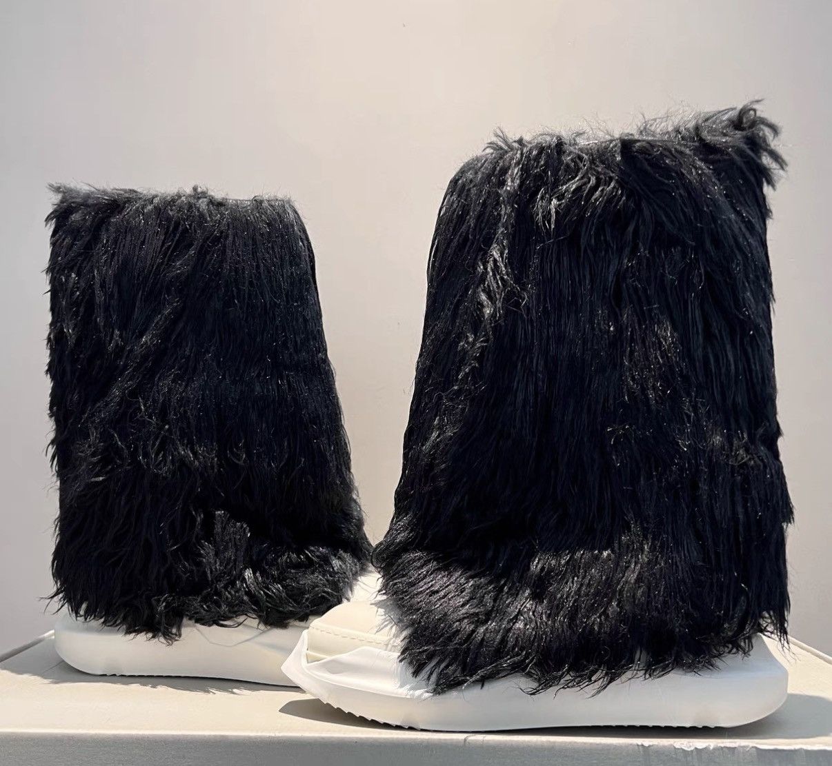 Rick Owens Rick Owens FW22 Abstract High-Top "Elephant" / Fur Boots Size US 9.5 / EU 42-43 - 4 Thumbnail