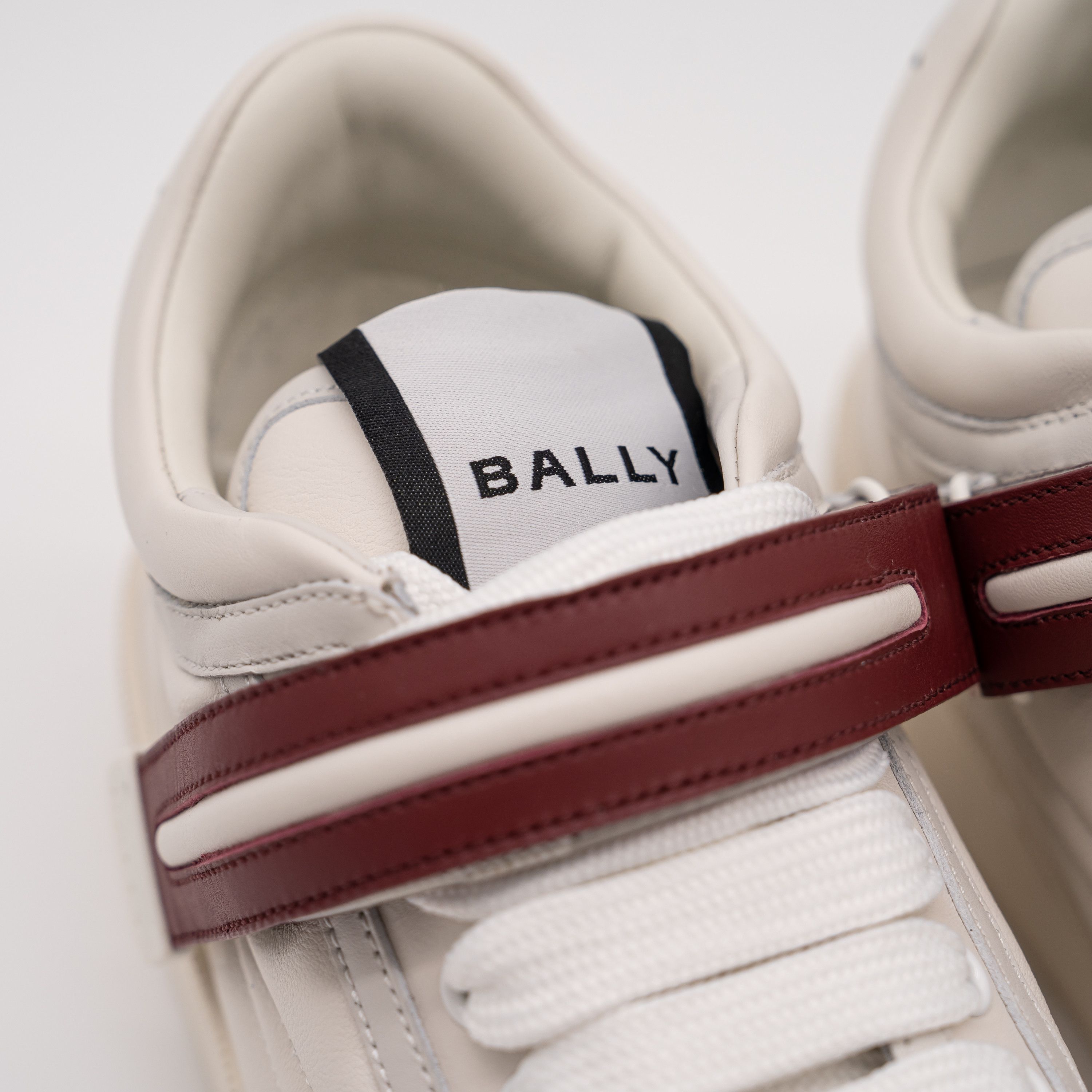 Bally 10.5 Bally Royce White Leather Sneakers Strap Size US 10.5 / IT 40.5 - 8 Thumbnail