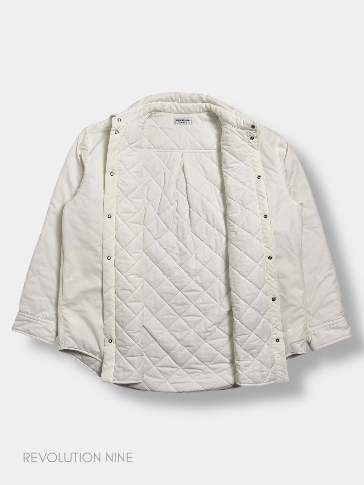 Balenciaga Balenciaga FW22 padded white oversized button up overshirt Size US L / EU 52-54 / 3 - 2 Thumbnail