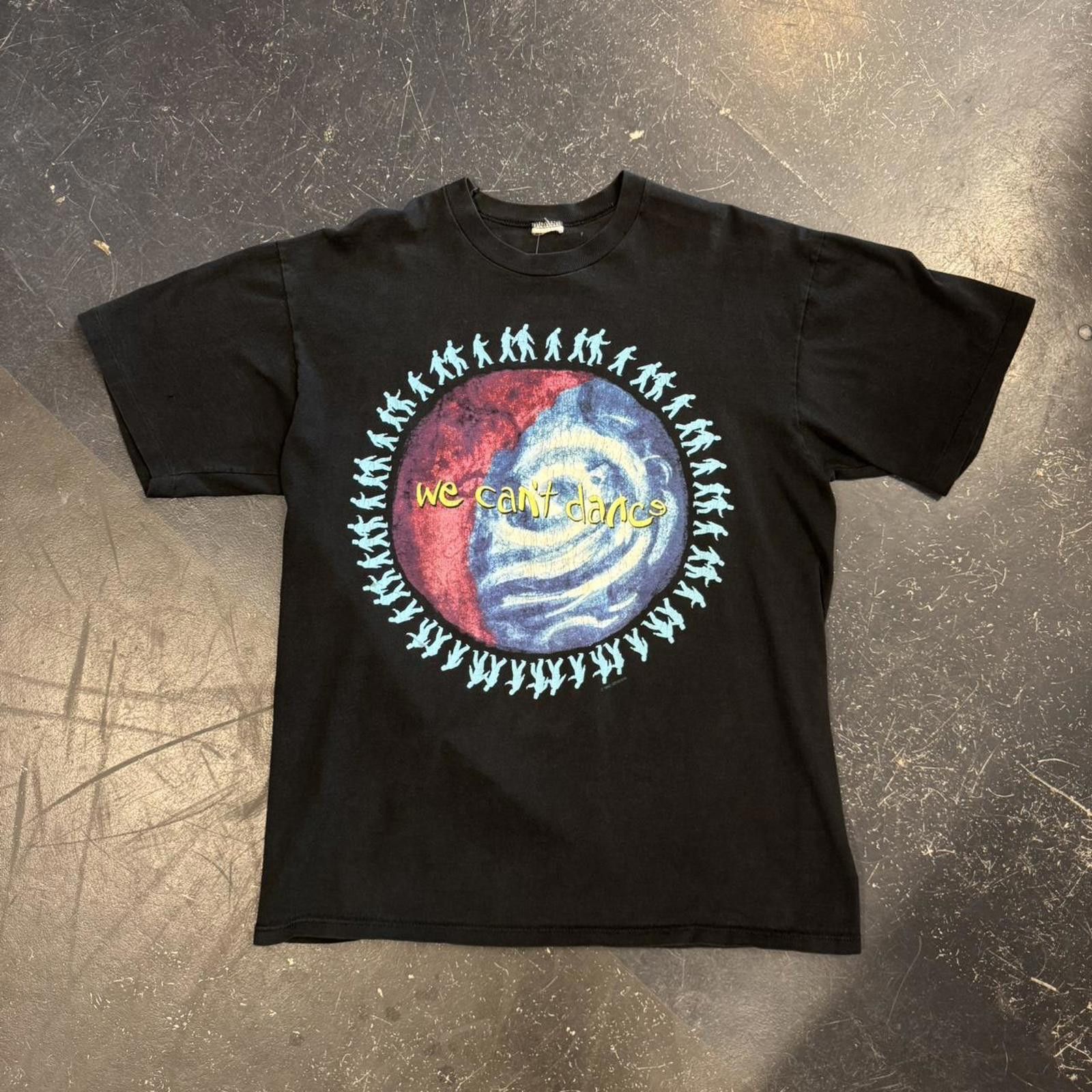 Band Tees Vintage 1992 Genesis We Can’t Dance Tour Tee Size US XL / EU 56 / 4 - 2 Thumbnail