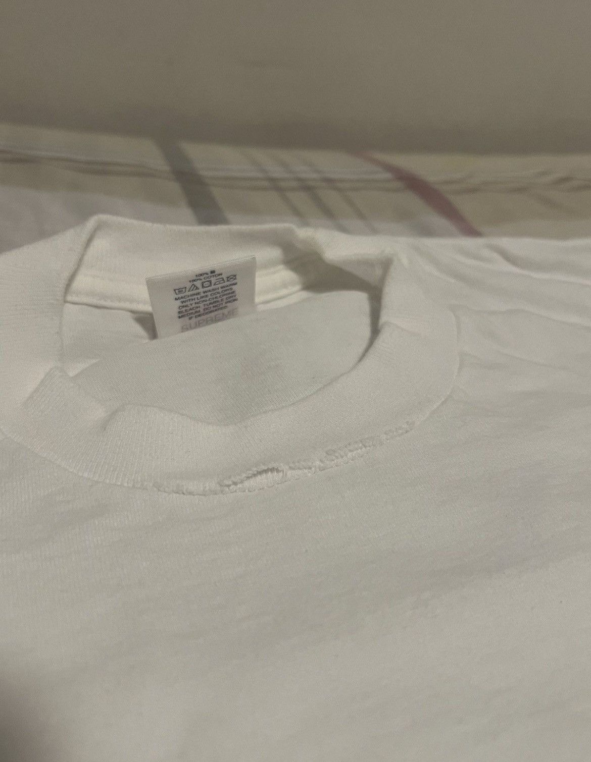 Supreme Supreme Burberry Box Logo Tee White Size Small Size US S / EU 44-46 / 1 - 4 Thumbnail