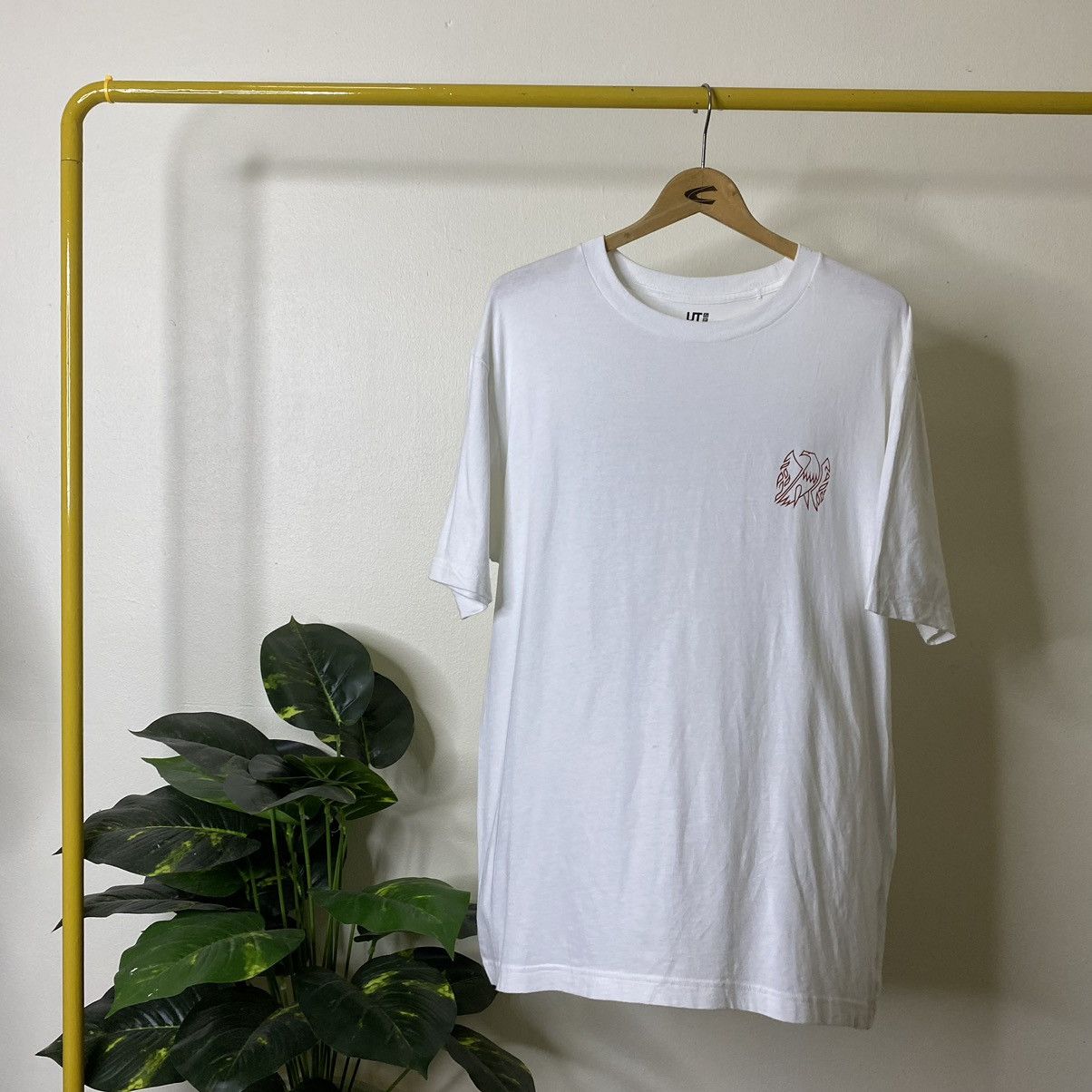Band Tees × Uniqlo Gibson Firebird V For Uniqlo Collaboration T Shitt Size US XL / EU 56 / 4 - 5 Thumbnail