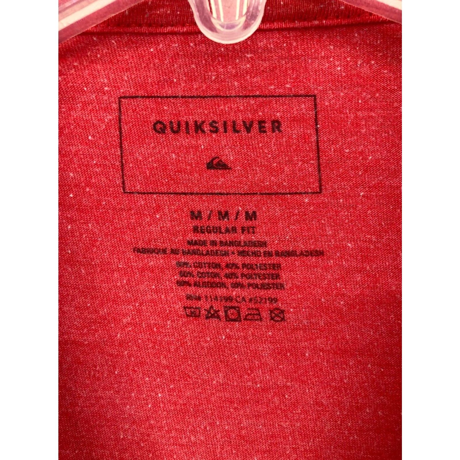 Quiksilver Quiksilver TShirt Mens Regular Red Beach Shirt M Red Graphic Print Short Sleeve Crew Neck Jersey Cotton Blend All Seasons Regular Fit Size US M / EU 48-50 / 2 - 5 Thumbnail