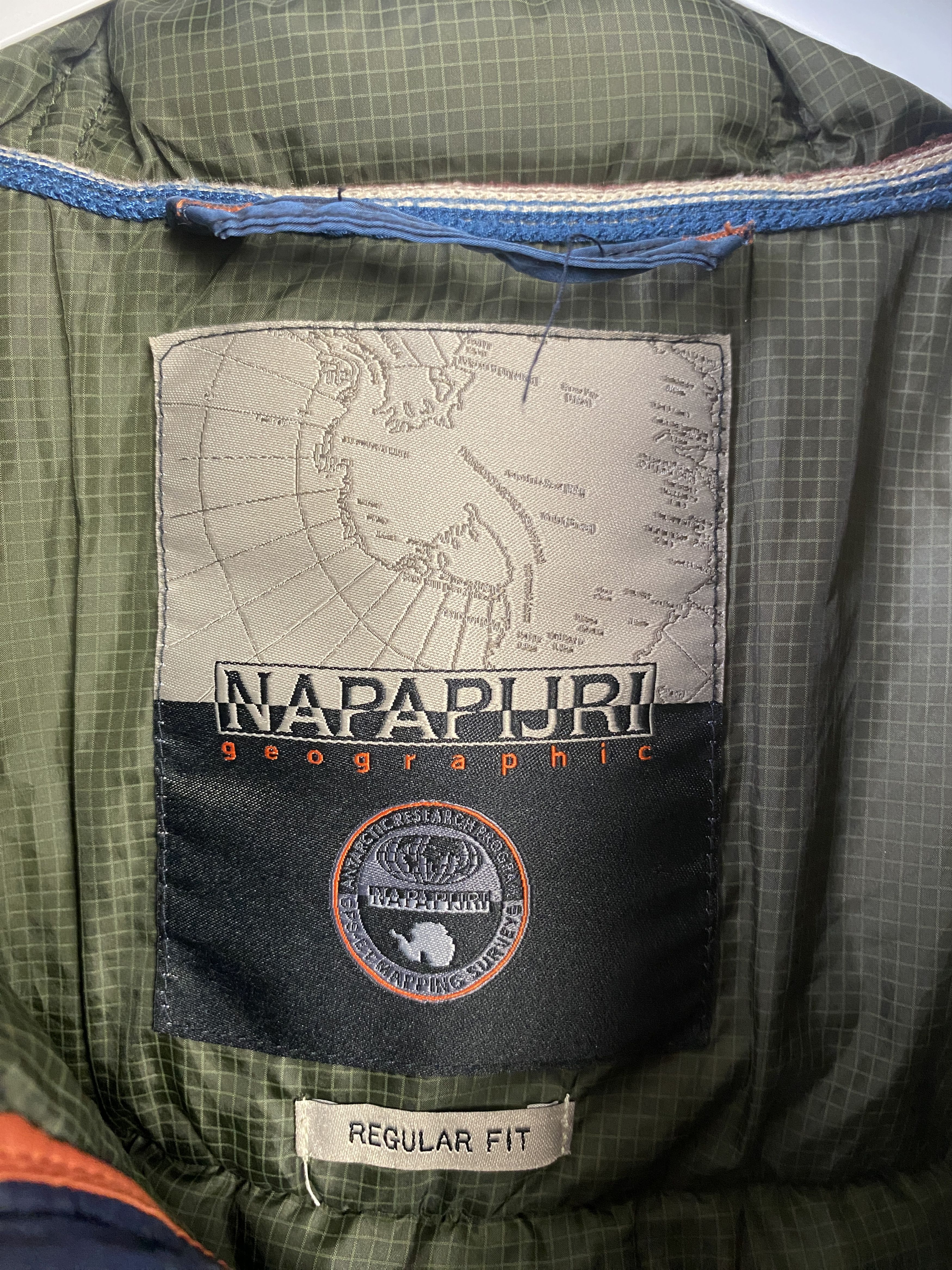 Napapijri Napapijri down jacket winter casual puffer feathers Size US L / EU 52-54 / 3 - 3 Thumbnail