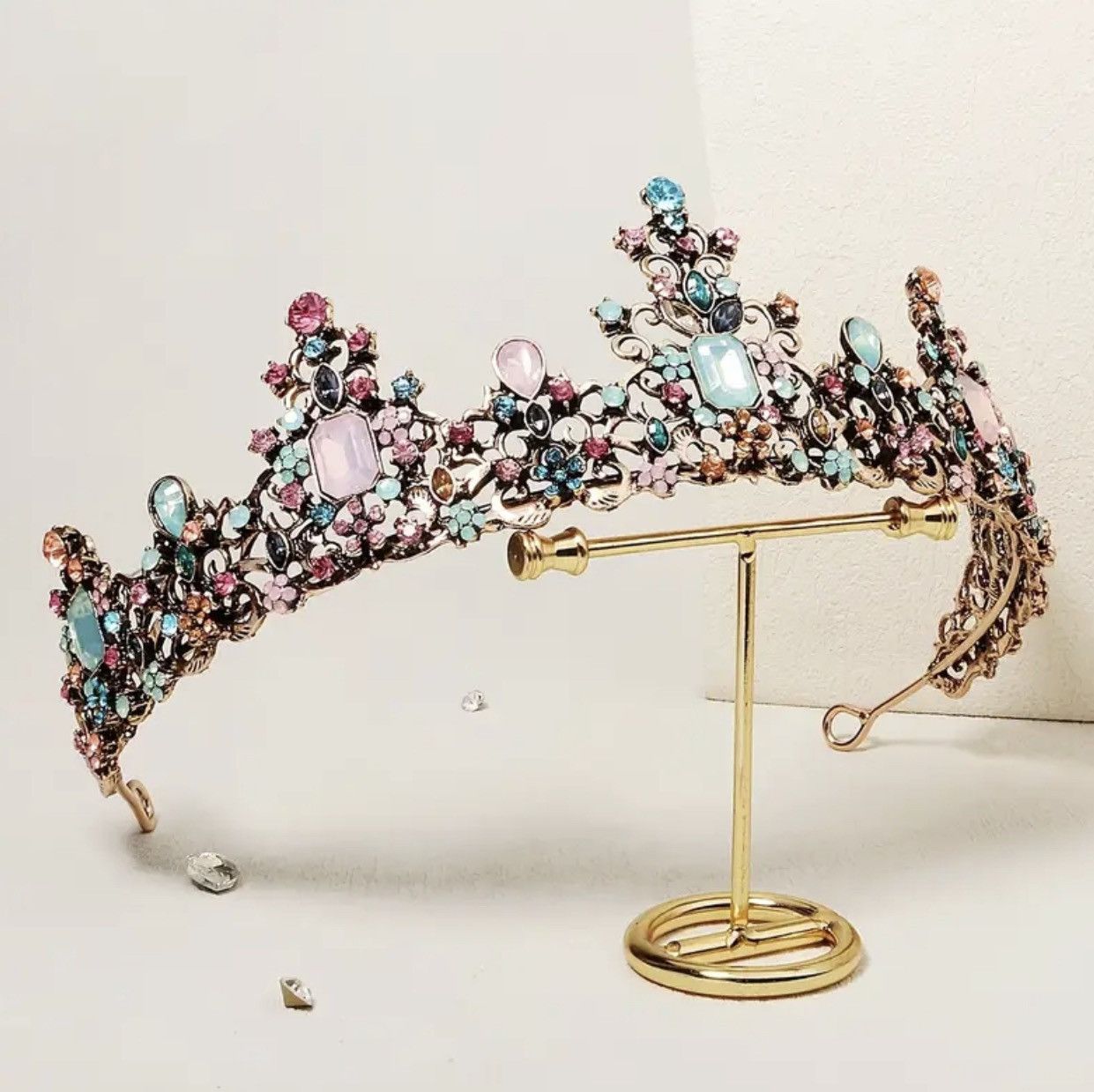 The Unbranded Brand Colorful Gemstone Alloy Crown Hairband Headband Size ONE SIZE - 4 Thumbnail