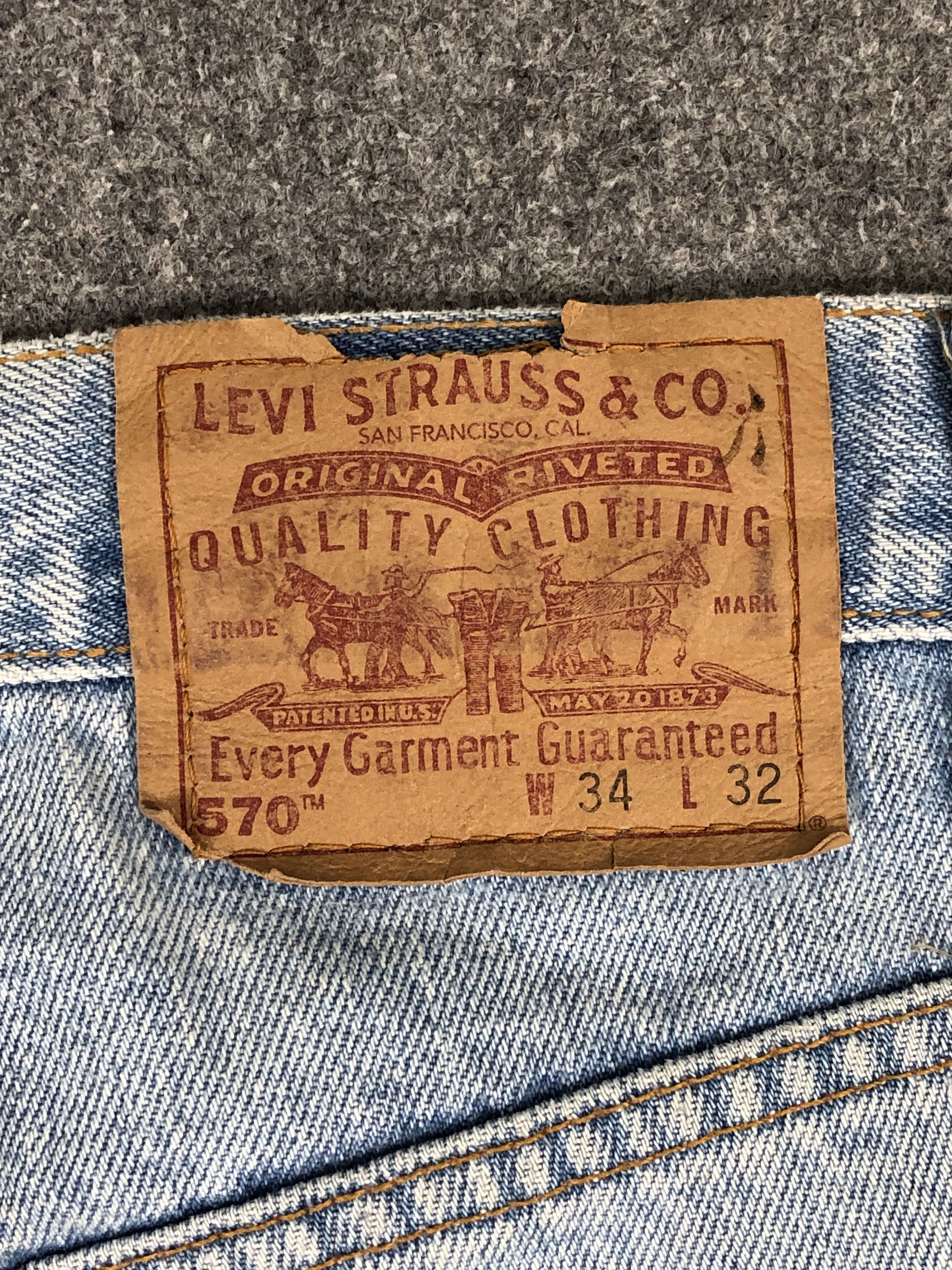 Levi's Vintage 90s Levis 570 Tapered Leg Baggy Fit Jeans DP2364 Size US 33 - 5 Thumbnail