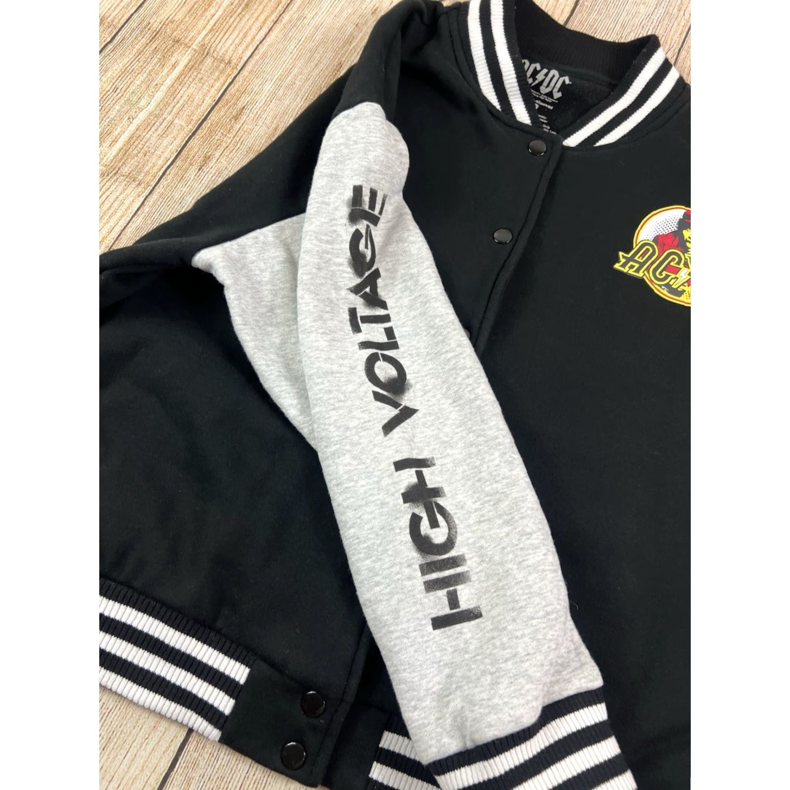 Vintage Goodie Two Sleeves AC/DC Goodie Two Sleeves Varsity Jacket Snap Black L Men Large Rock Music High Voltage Casual Jacket Size US L / EU 52-54 / 3 - 5 Thumbnail