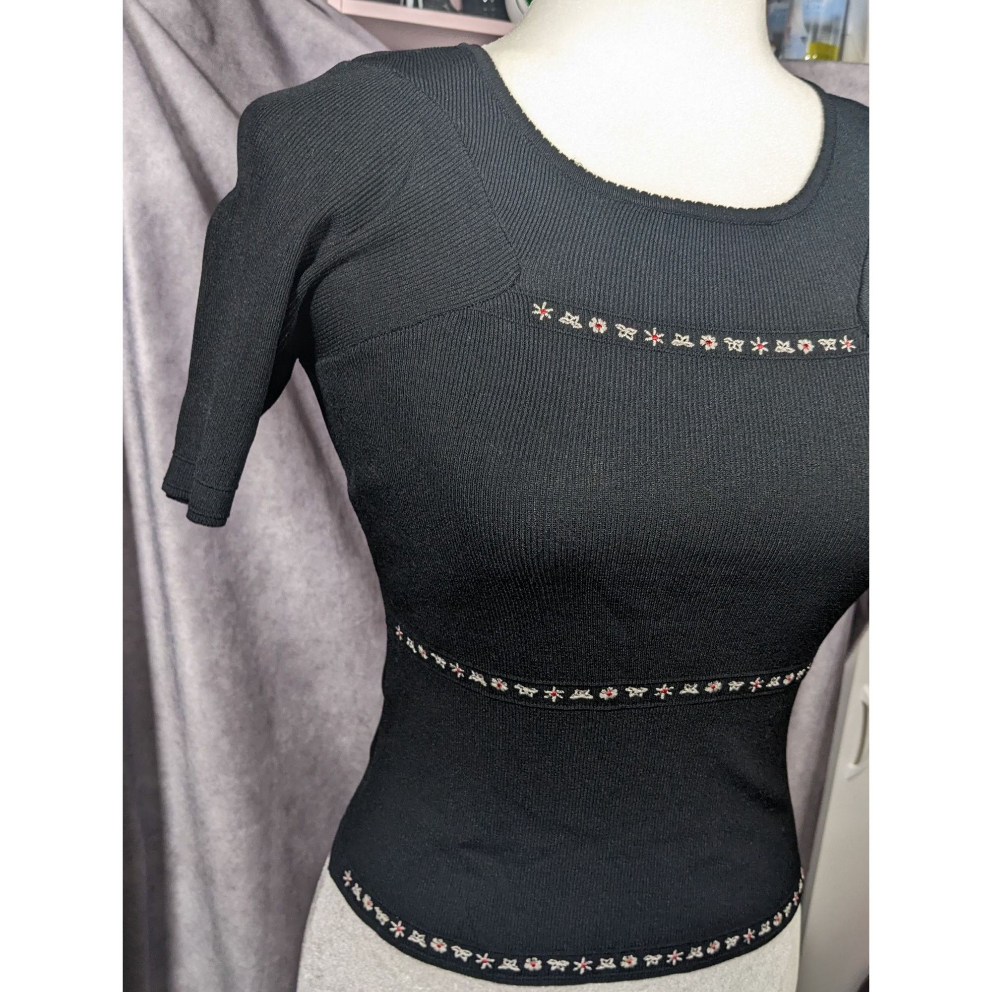 Other Y2K Jane Doe Black Top With Red And White Embroidered Floral Size S / US 4 / IT 40 - 7 Thumbnail