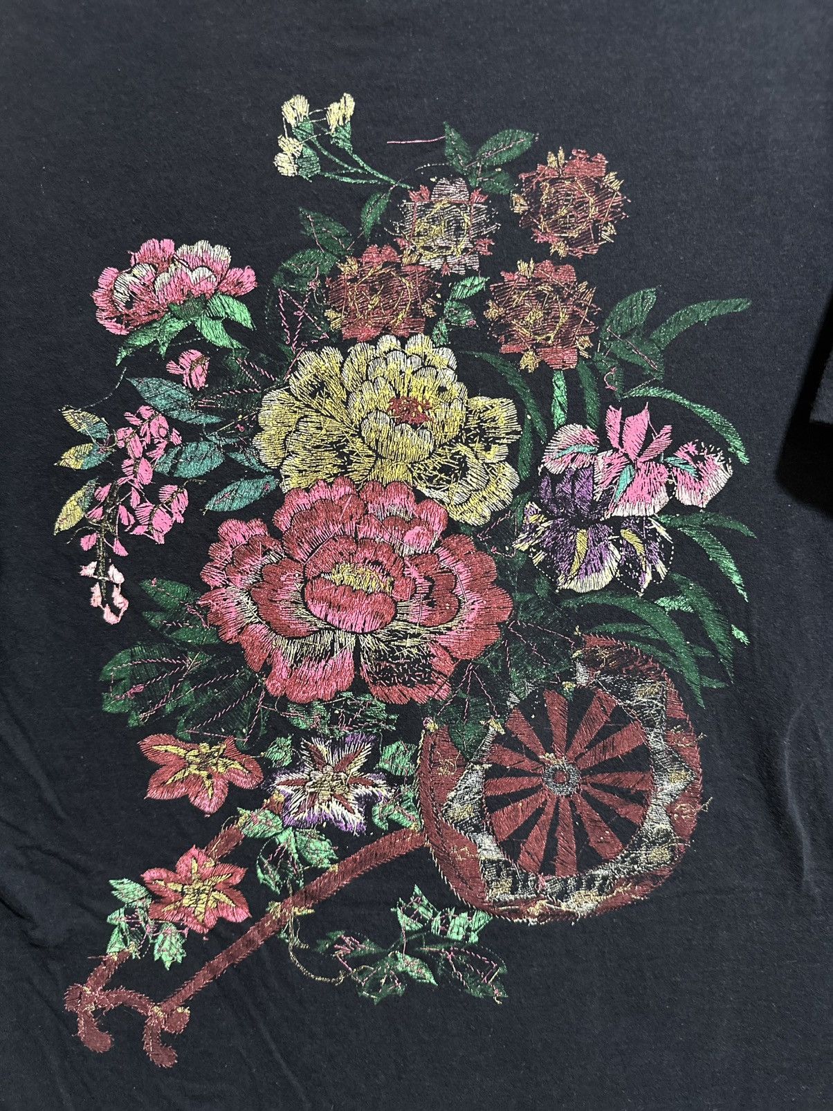 CABANE de ZUCCa Vintage Cabane De Zucca Embroidery Logo Sujakan Faded T Size US M / EU 48-50 / 2 - 3 Thumbnail