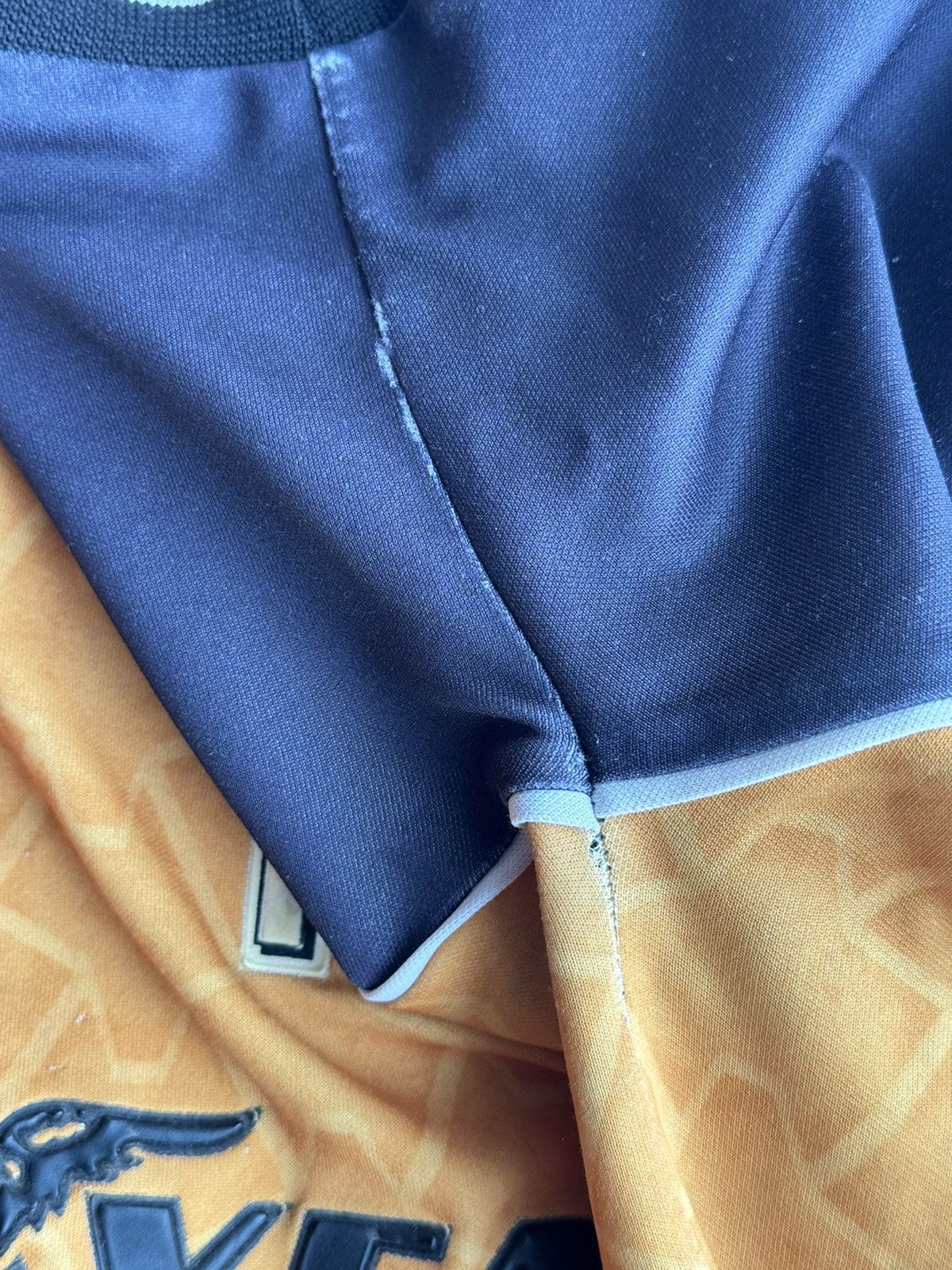 Puma KIDS Wolverhampton Wanderers 96/98 Home Football Jersey Size US XS / EU 42 / 0 - 21 Thumbnail
