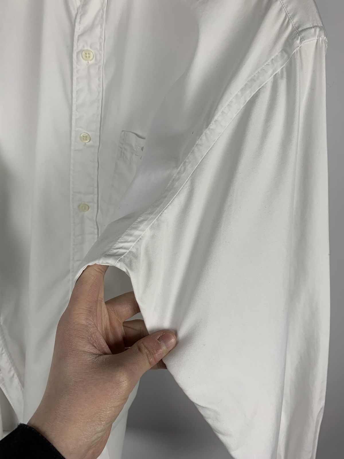 Yves Saint Laurent Vintage Yves Saint Laurent Formal Shirt Buttons Up Size 38 Size US L / EU 52-54 / 3 - 8 Thumbnail