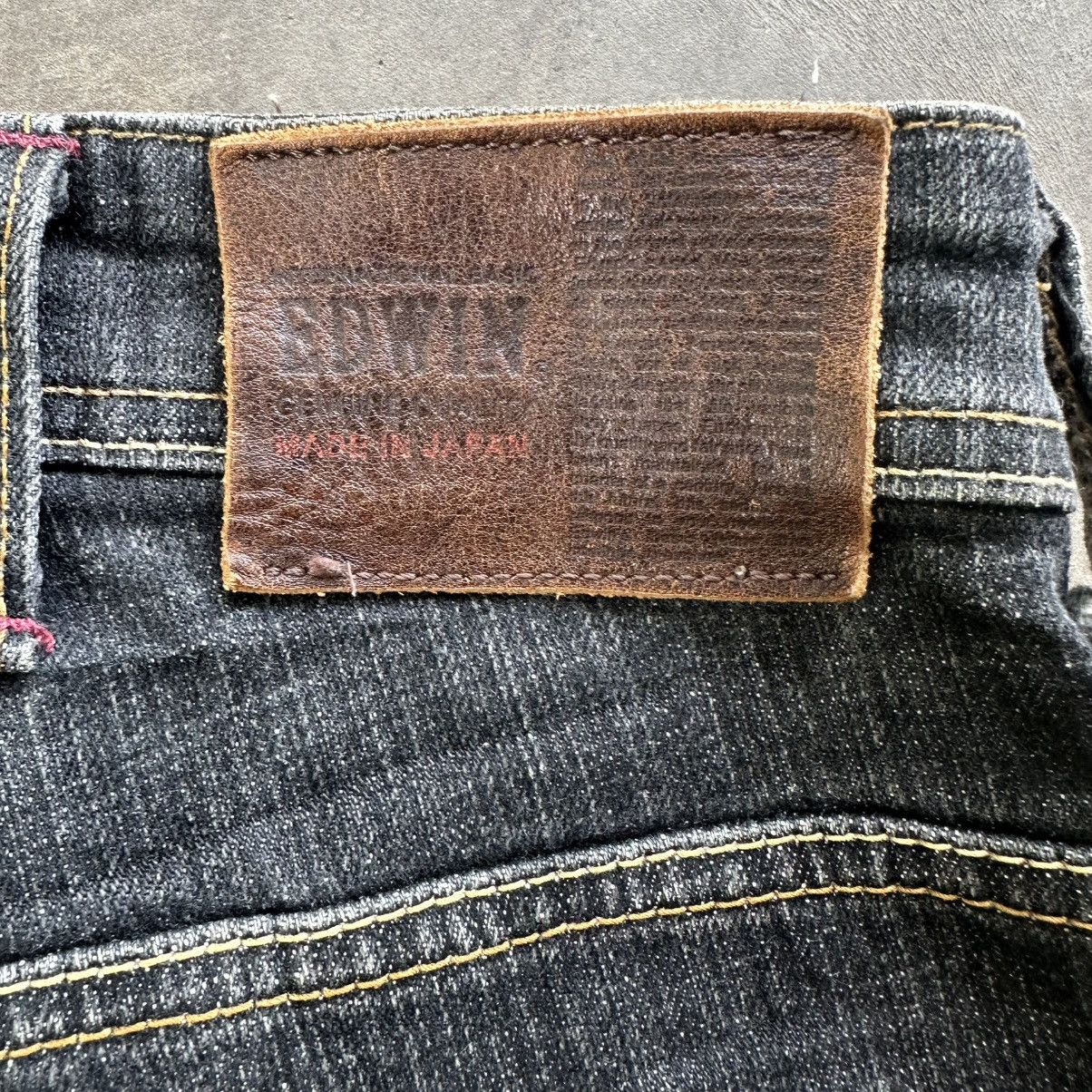 Japanese Brand Vintage Edwin Faded Black Distressed Denim Jean Pant W37 Size US 37 - 12 Thumbnail