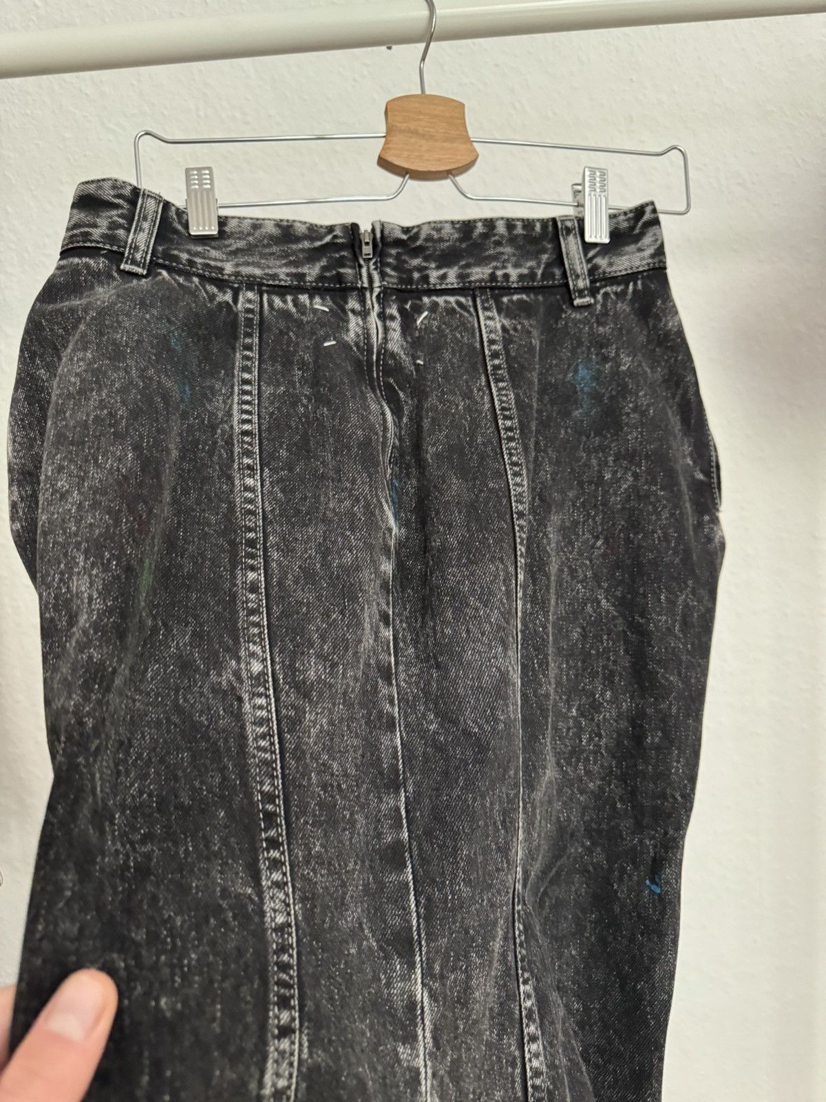Maison Margiela Maison Margiela SS2023 Painted Skirt Size 27" / US 4 / IT 40 - 3 Thumbnail