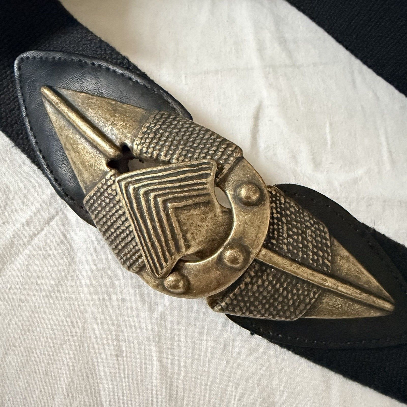 Other Vtg Omega & Day Lor Stretch Belt Bundle Elastic Gold Tone Size ONE SIZE - 7 Thumbnail