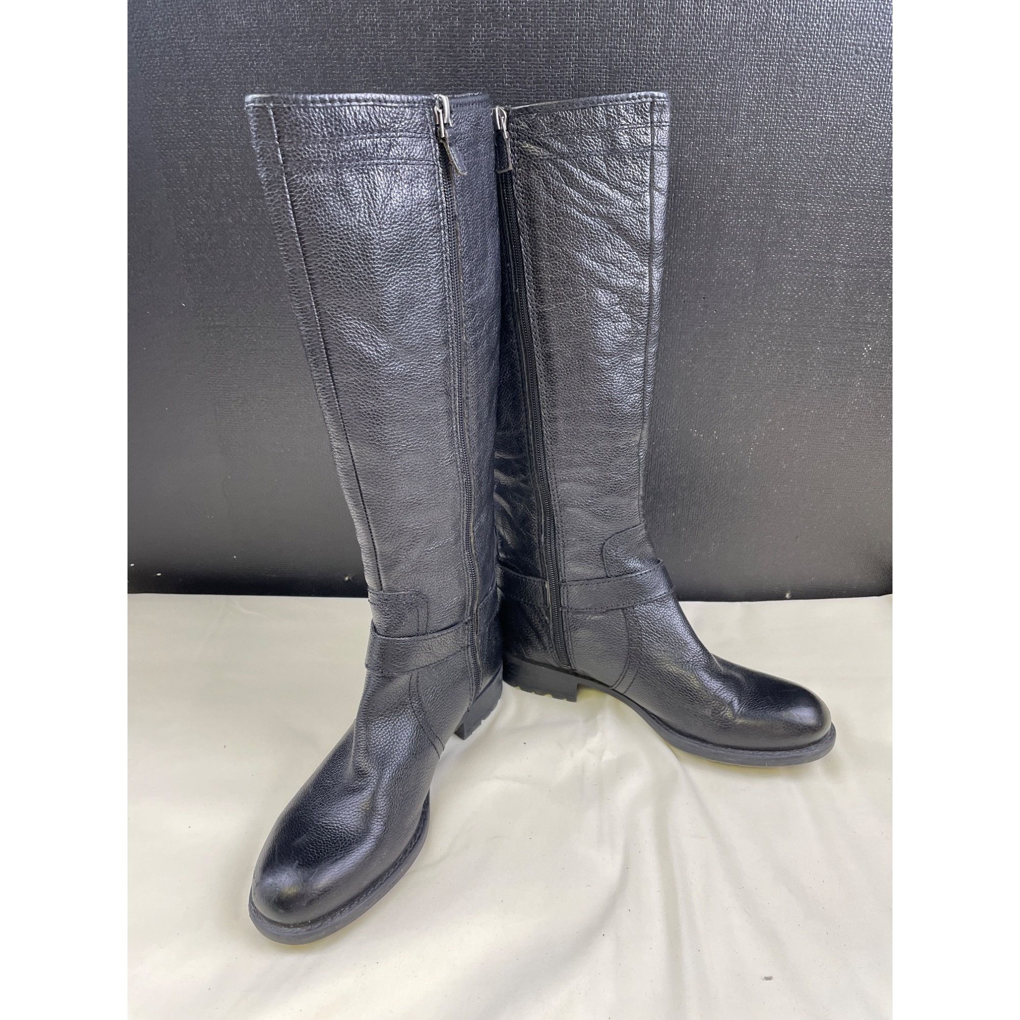 Franco Sarto Franco Sarto Women's Black Leather Riding Boots/Shoes Size 6 Size US 6.5 / IT 36.5 - 2 Thumbnail
