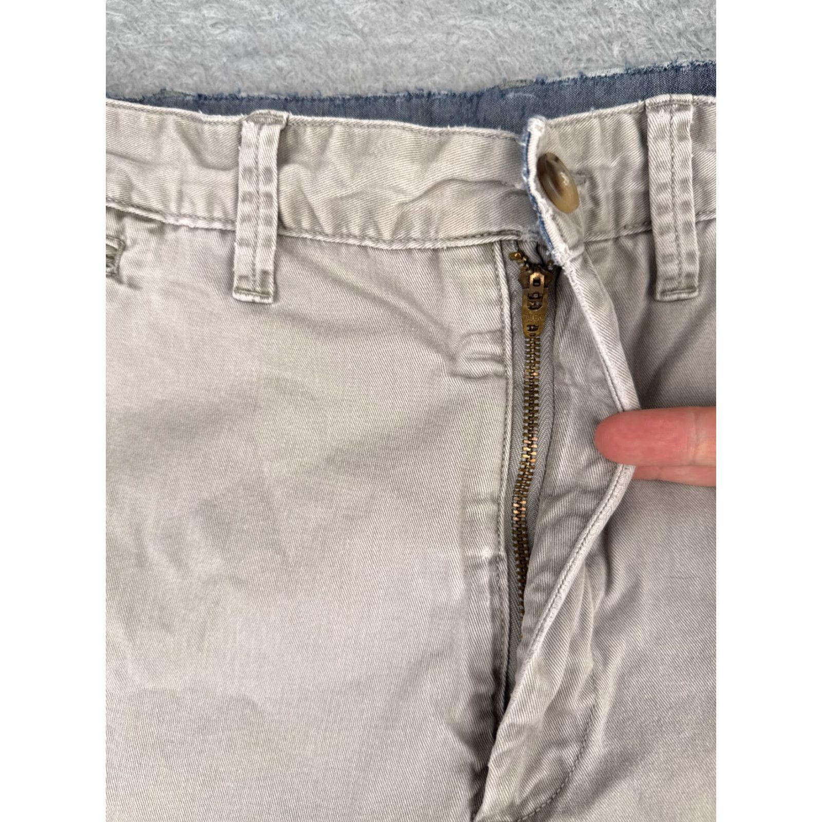 Polo Ralph Lauren Polo Ralph Lauren Chino Shorts Mens 40 Gray Cotton Blend Casual Travel 9" Inseam Size US L / EU 52-54 / 3 - 6 Thumbnail