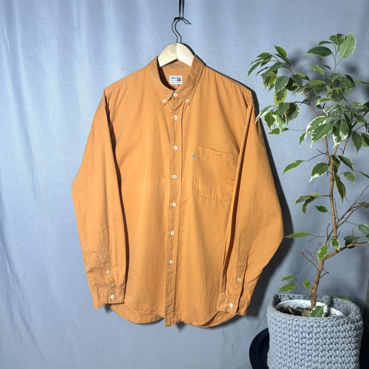 Levi's Vintage Clothing Levis vintage shirt button up USA orange cotton large Size US L / EU 52-54 / 3 - 1 Thumbnail