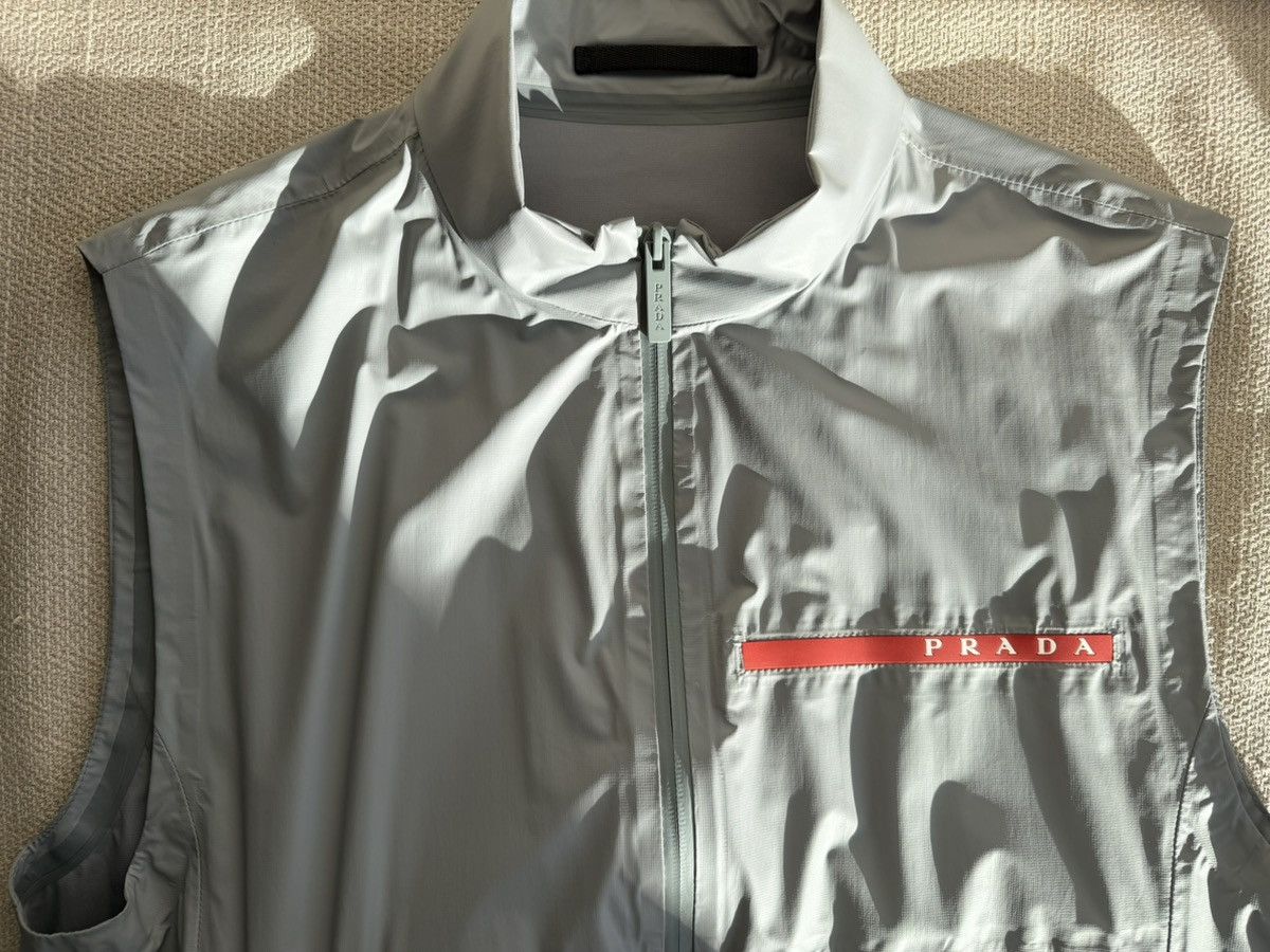 Prada Prada Linea Rossa Nylon Vest Grey Size US M / EU 48-50 / 2 - 8 Thumbnail