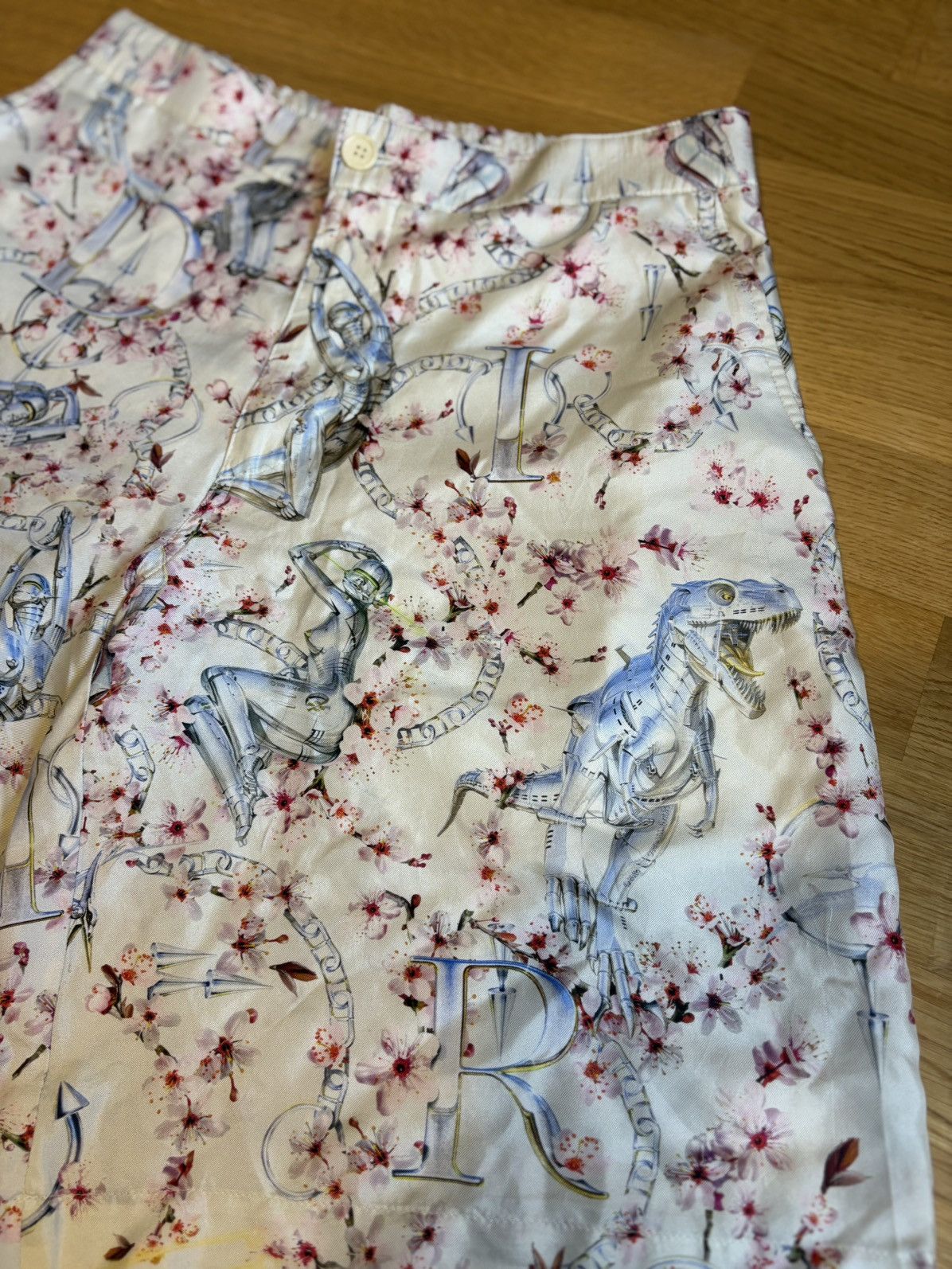 Dior Dior silk shorts Size US 30 / EU 46 - 6 Thumbnail