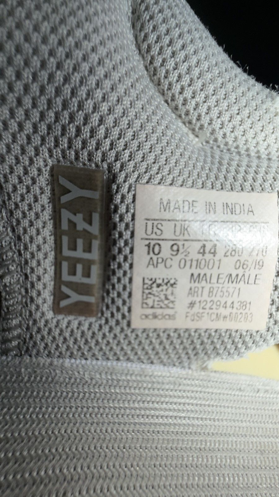 Yeezy Yeezy Boost 700 “Wave Runner” Size US 10 / EU 43 - 7 Thumbnail