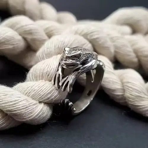 Jewelry × Vintage Frog Ring Wavy Hippie Peace Jewelry Love Animals Size ONE SIZE - 3 Thumbnail