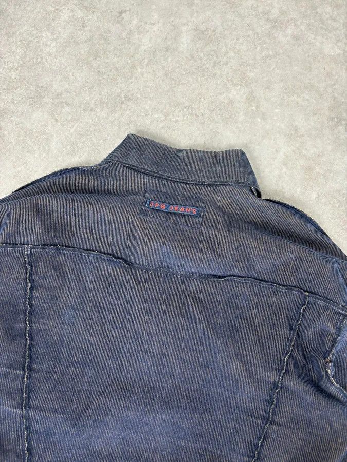 Jean Paul Gaultier 2000s Jean Paul Gaultier Navy Relief Denim Multi-Pocket Denim Jacket Size US S / EU 44-46 / 1 - 6 Thumbnail