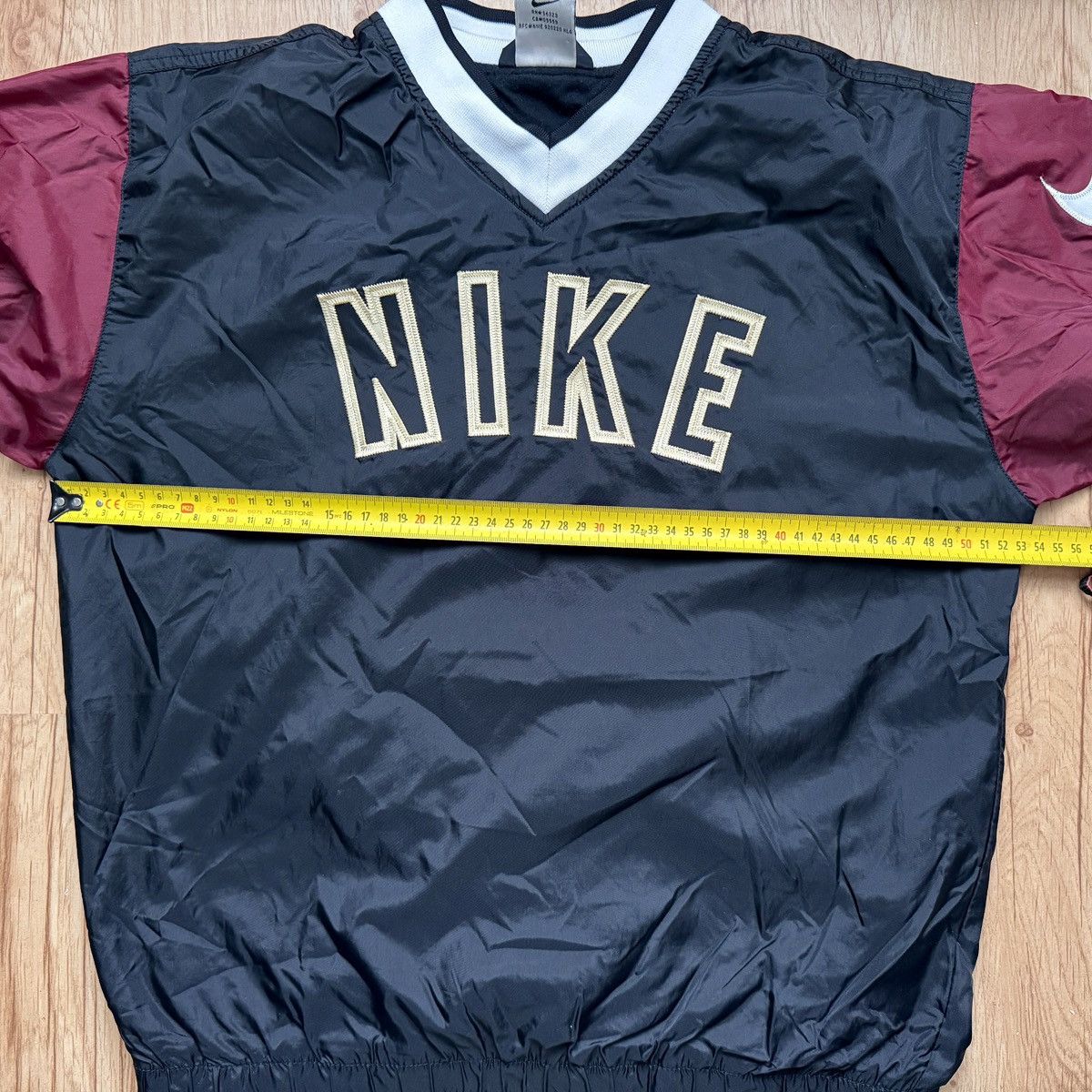 Nike 90's Nike Windbreaker Jacket Big Logo Size US L / EU 52-54 / 3 - 10 Thumbnail