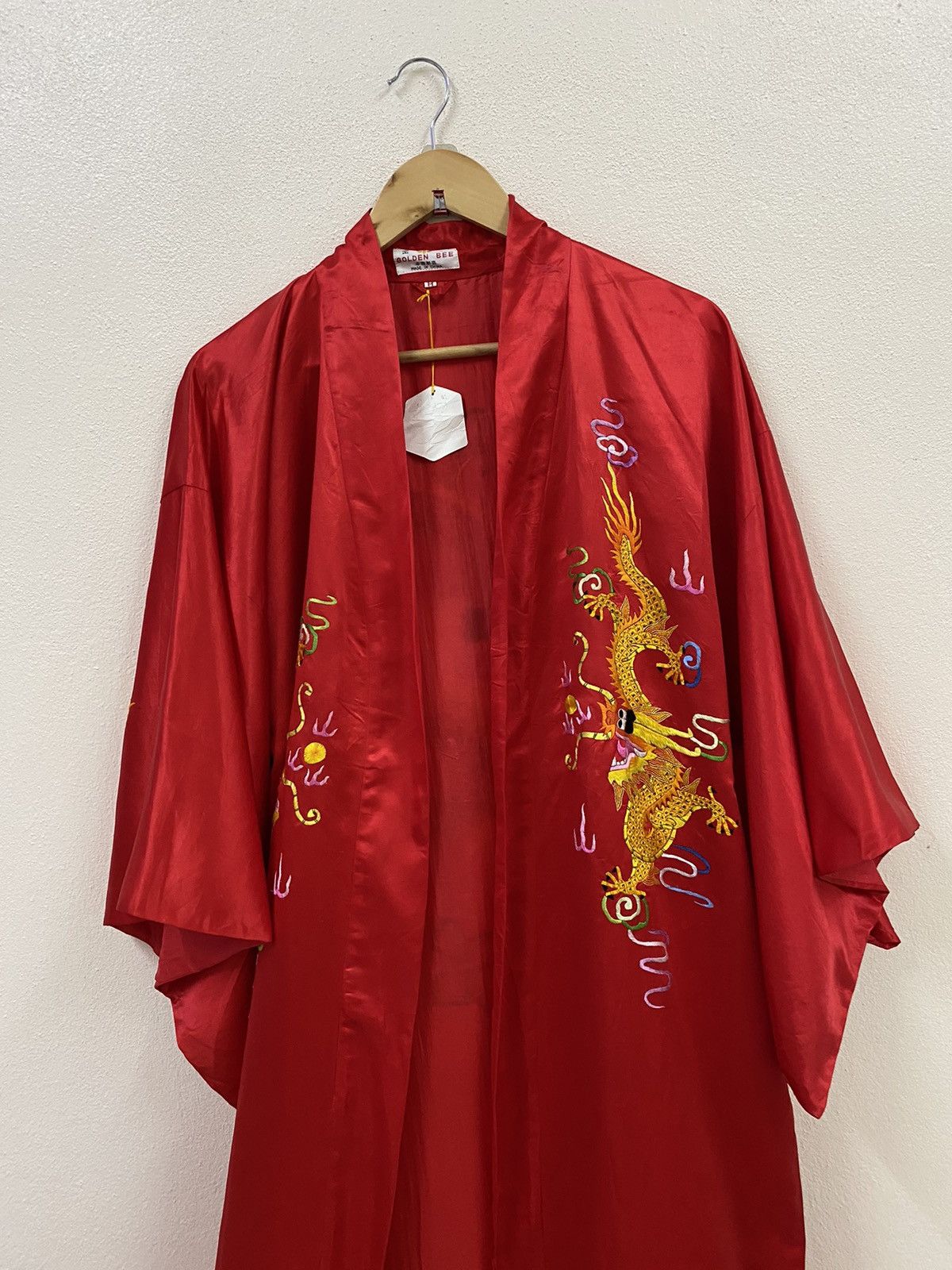 Japanese Brand Vintage Golden Bee Red Satin Kimono Robe Gold Dragon Size US L / EU 52-54 / 3 - 3 Thumbnail