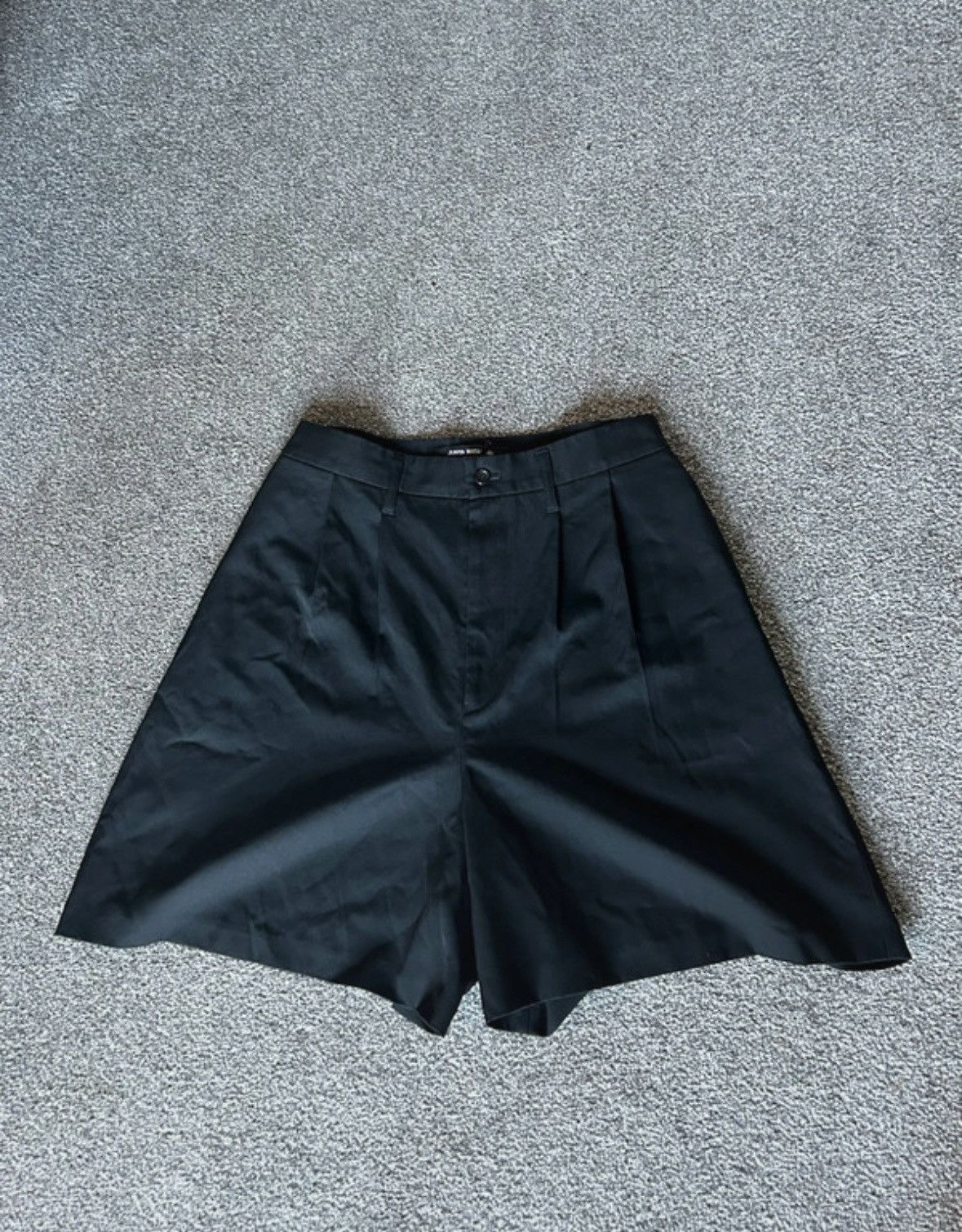 Junya Watanabe Junya Watanabe Comme Des Garcons Pleated Short Size US 30 / EU 46 - 1 Thumbnail