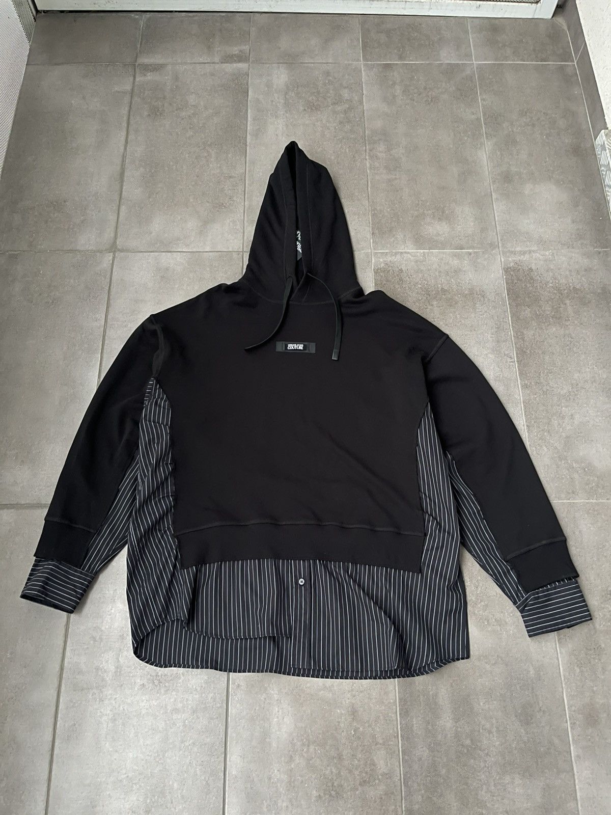 Versace !DS! SS23 Versace Stripped Paneled Reworked Sweatshirt Size US M / EU 48-50 / 2 - 7 Thumbnail