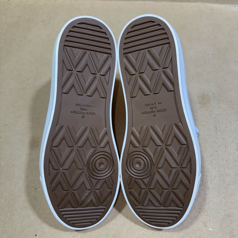Louis Vuitton Louis Vuitton Tattoo Monogram High-Top Sneakers - Size US 9.5 / EU 42-43 - 4 Thumbnail