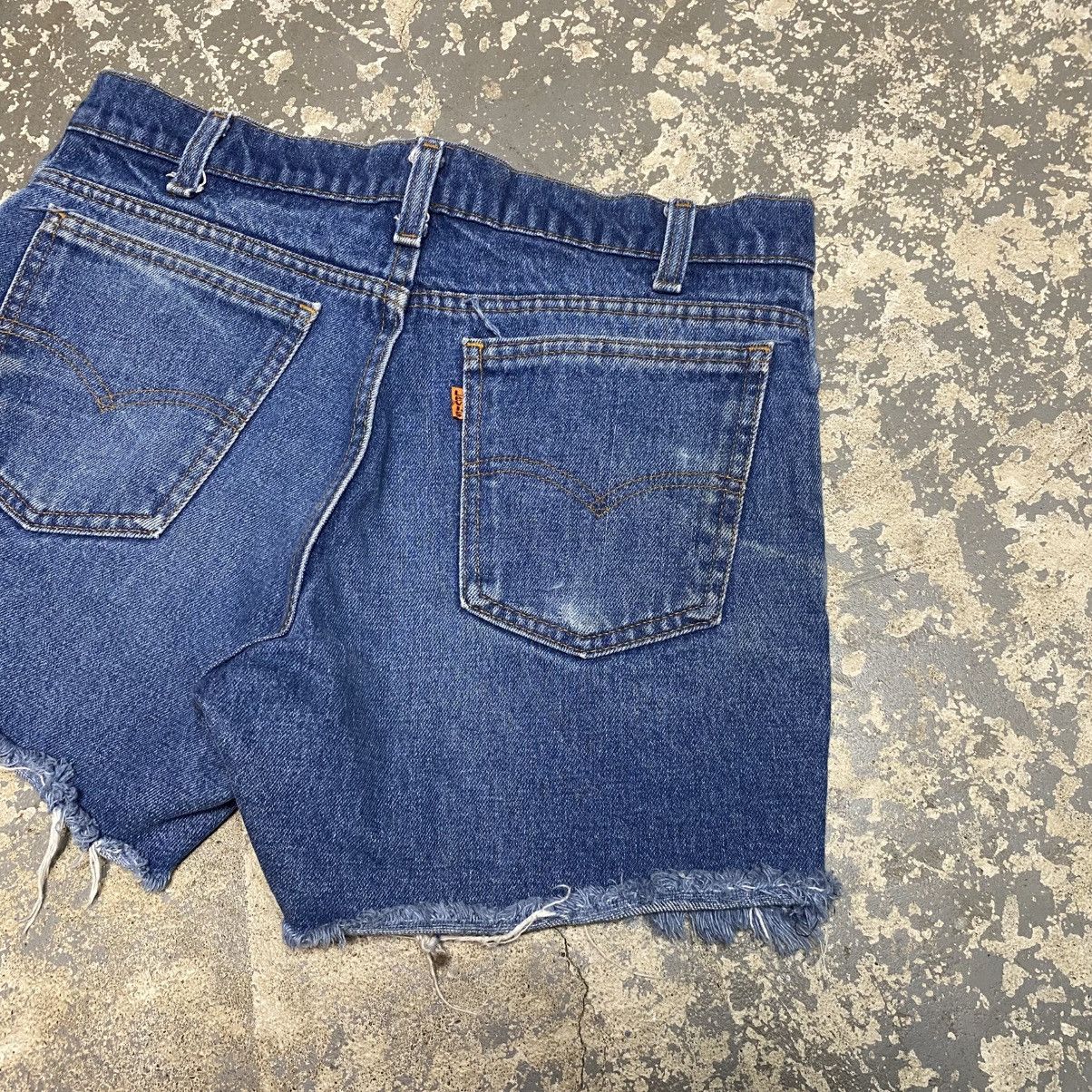 Levi's × Vintage Vintage Levi’s Blue Cut Off Denim Shorts Jorts Y2K 90s Size US 32 / EU 48 - 9 Thumbnail
