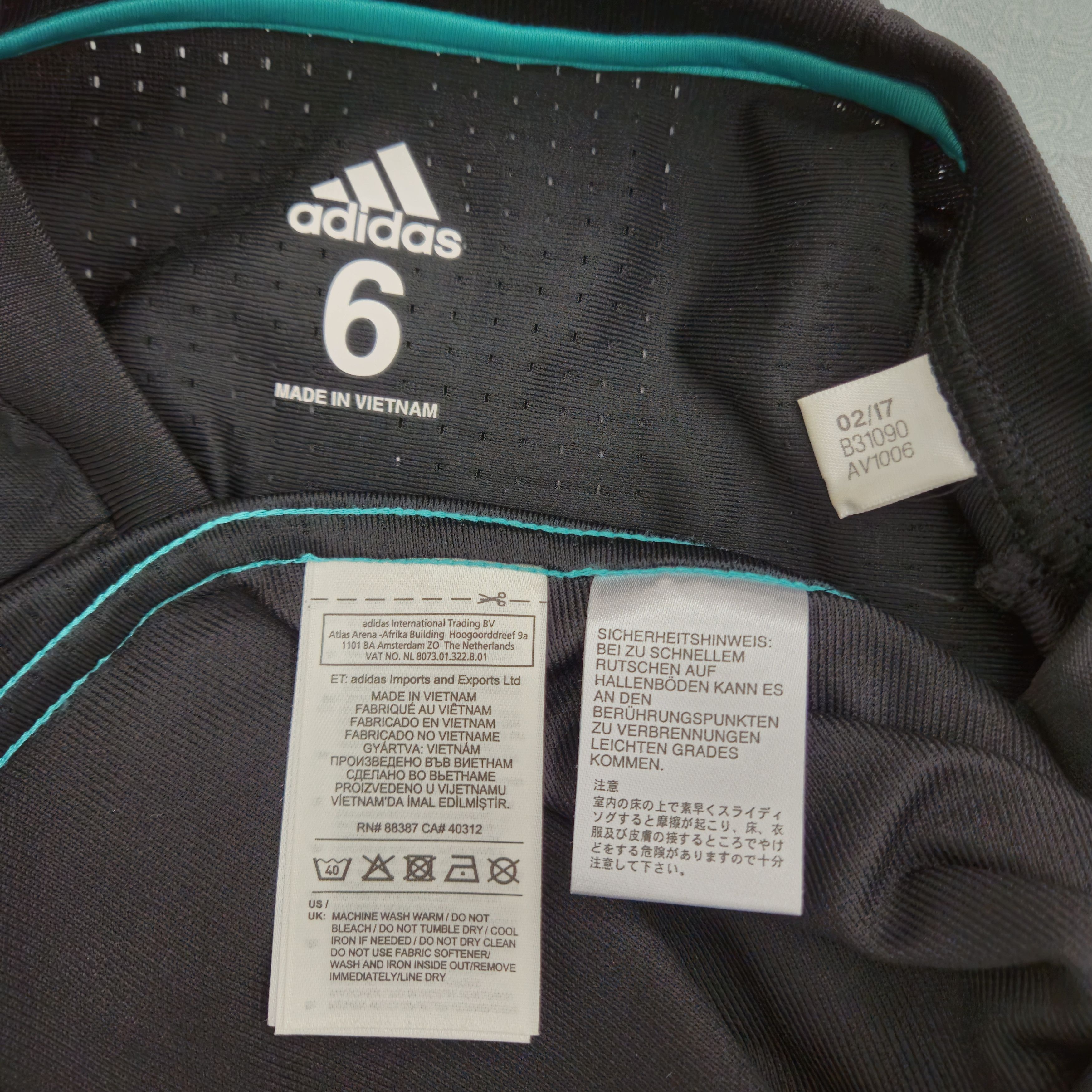 Other REAL MADRID 17/18 AWAY Match Prepared ADIZERO SIZE 6 B31090 Size US M / EU 48-50 / 2 - 2 Thumbnail