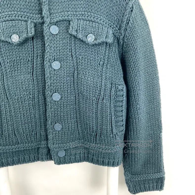 Louis Vuitton Louis Vuitton Blue knit button-down sweater jacket Size US M / EU 48-50 / 2 - 5 Thumbnail