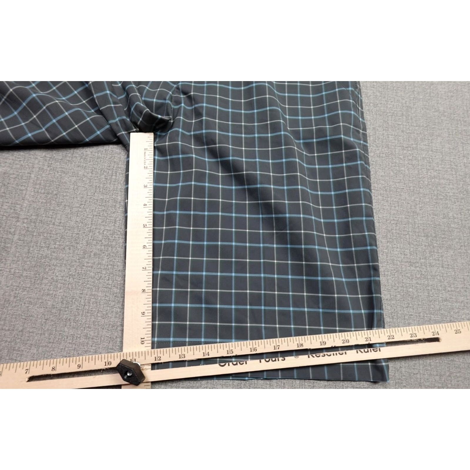 Nike Nike Golf Shorts Mens 34 Gray Plaid Microfiber Performance Chino Stretch NWT Size US 34 / EU 50 - 6 Thumbnail