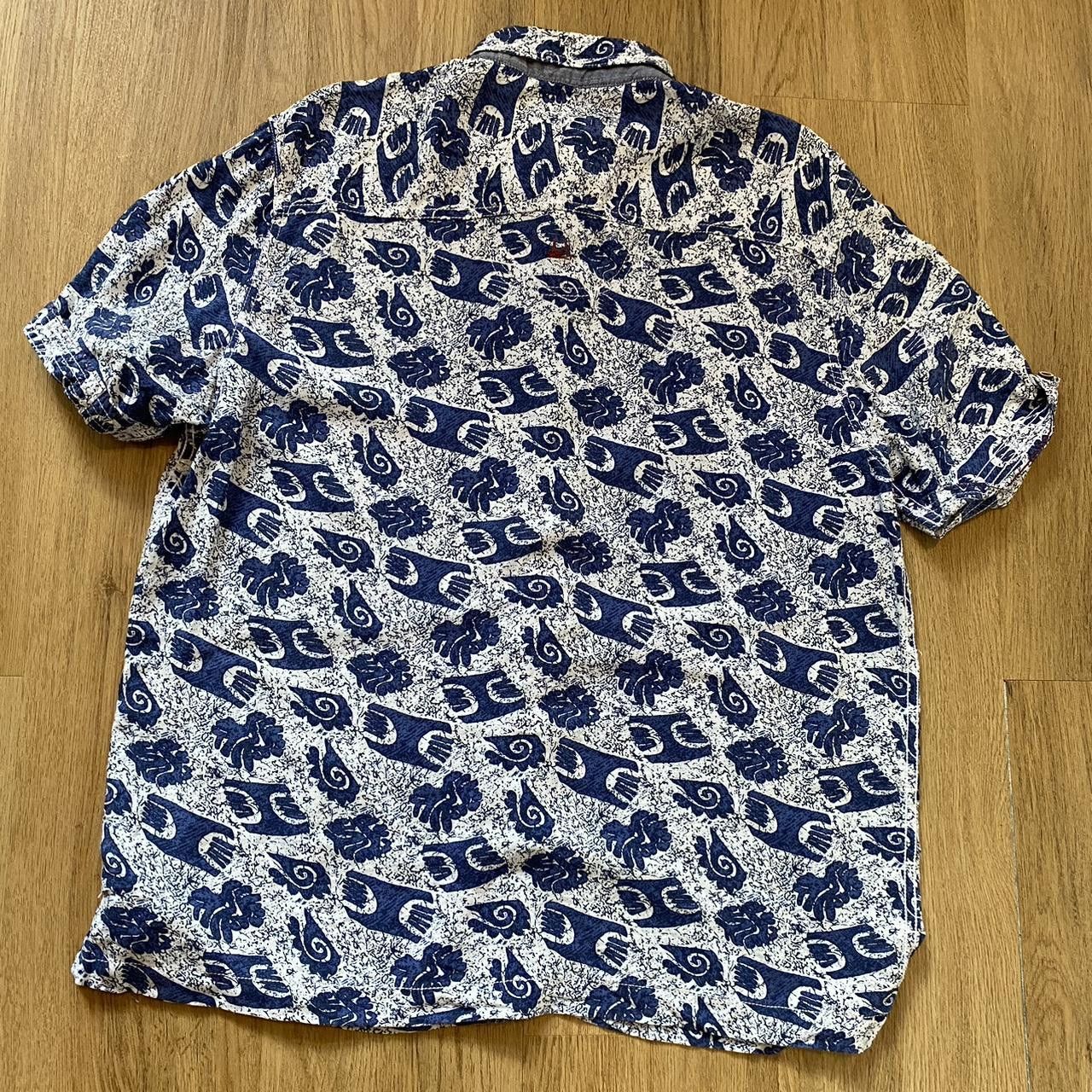 Other White and blue Hawaiian shirt with a funky pattern Size US L / EU 52-54 / 3 - 2 Thumbnail