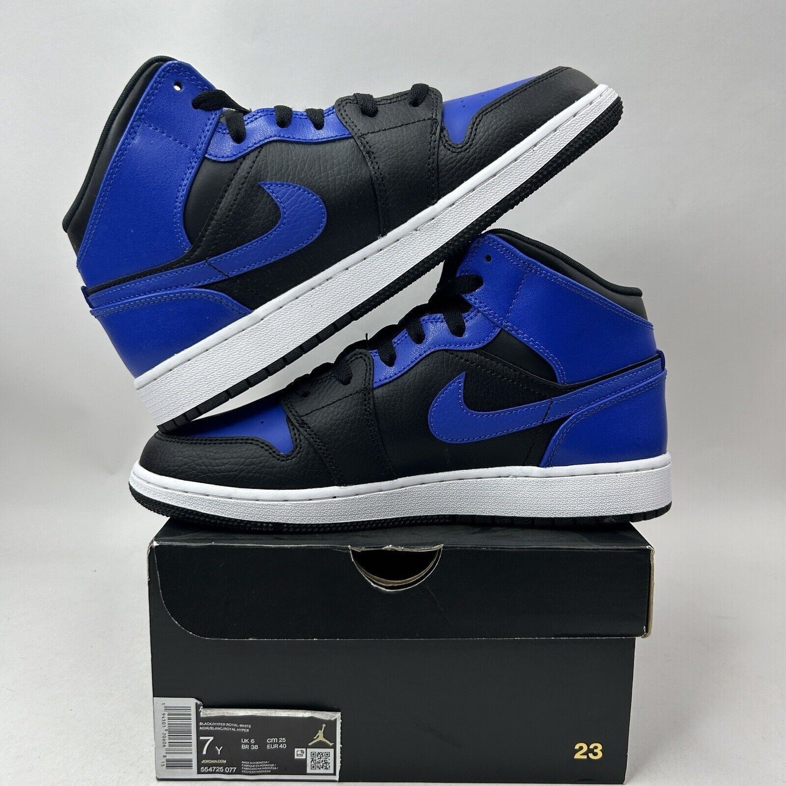 Nike Nike Air Jordan 1 Mid Retro GS “Hyper Royal” 2023 Size US 8.5 / IT 38.5 - 3 Thumbnail