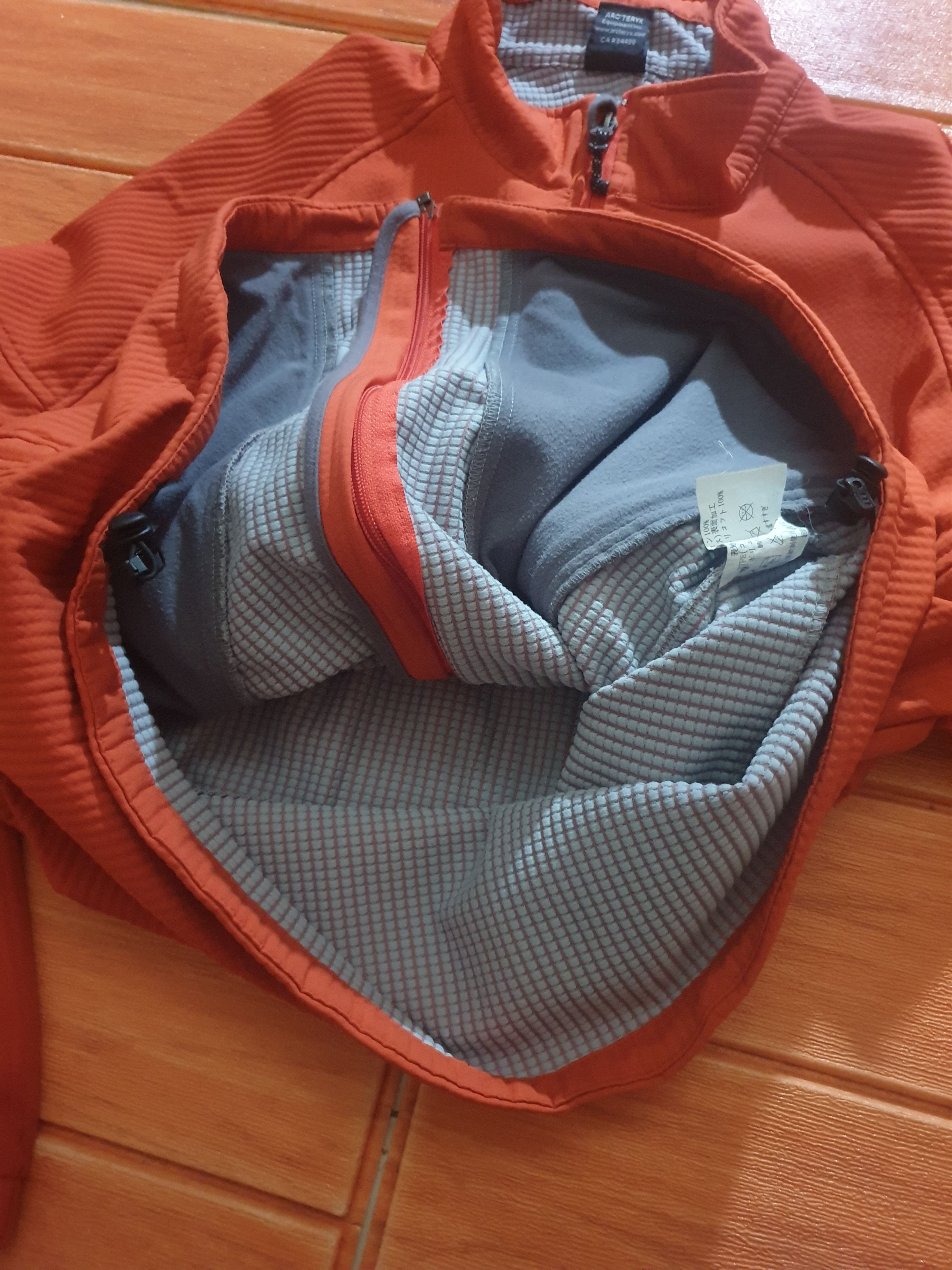 Arc'teryx 💥Arc'Teryx Orange colour utility outdoor Jacket Size US L / EU 52-54 / 3 - 7 Thumbnail