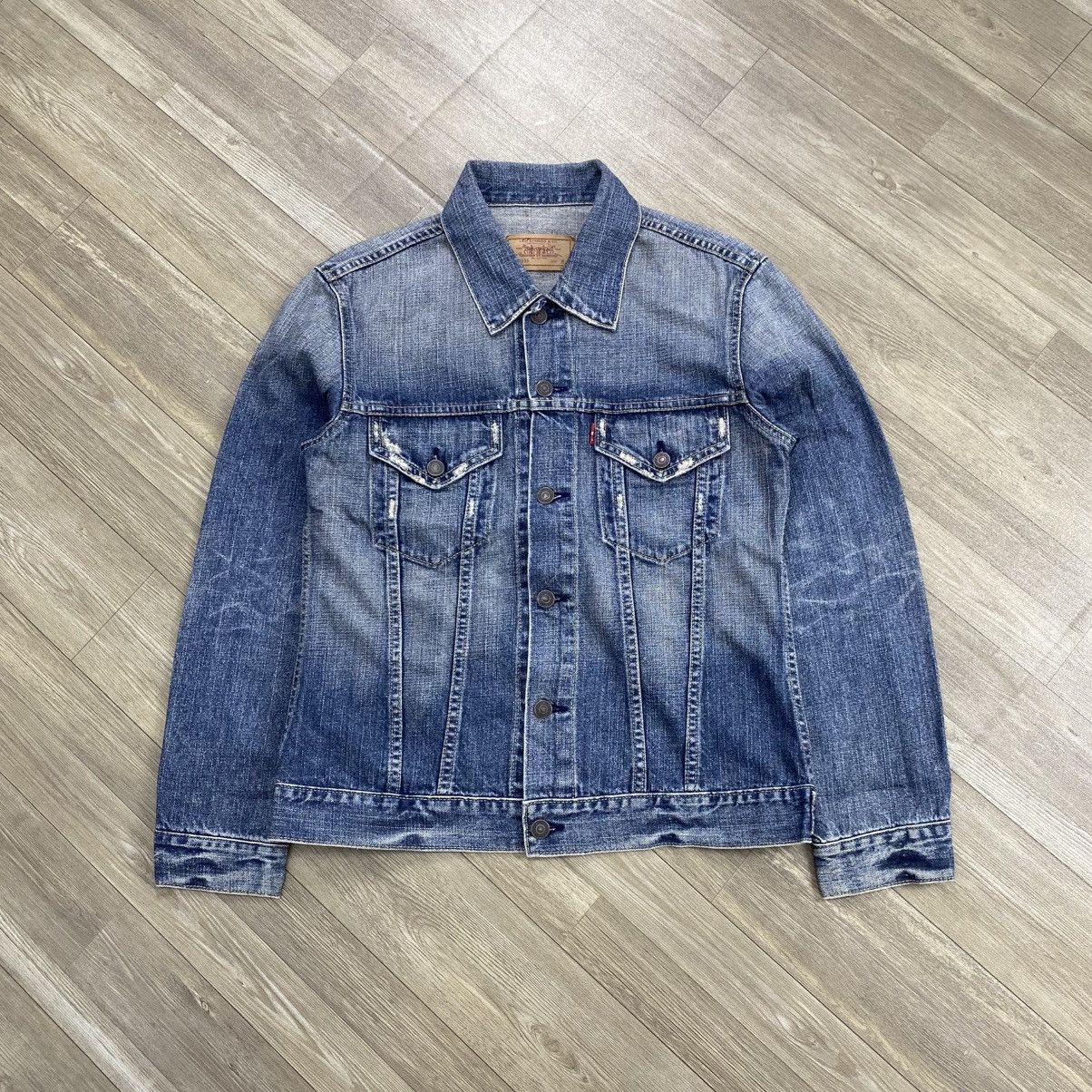 Levi's Vintage Clothing 2000s Vintage Levis 70599 Distressed Japan Denim Jacket Size US M / EU 48-50 / 2 - 1 Thumbnail