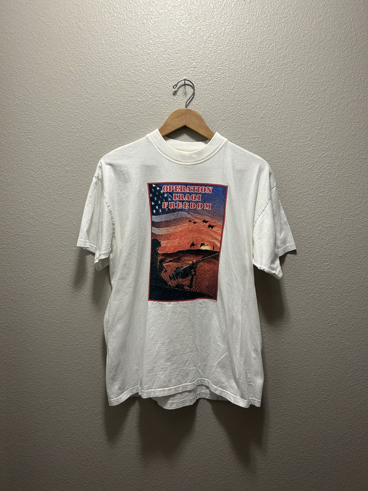 Vintage Vintage Iraq War T-Shirt Size US L / EU 52-54 / 3 - 1 Thumbnail