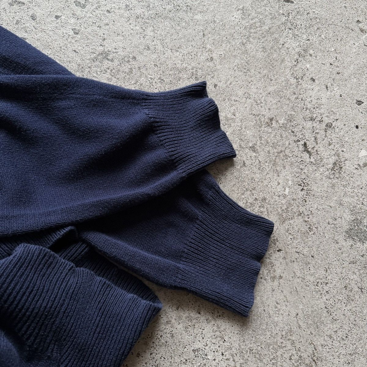 Polo Ralph Lauren Polo Ralph Lauren Vintage Navy Knit Long Sleeve Polo Sweater Size US XL / EU 56 / 4 - 4 Thumbnail