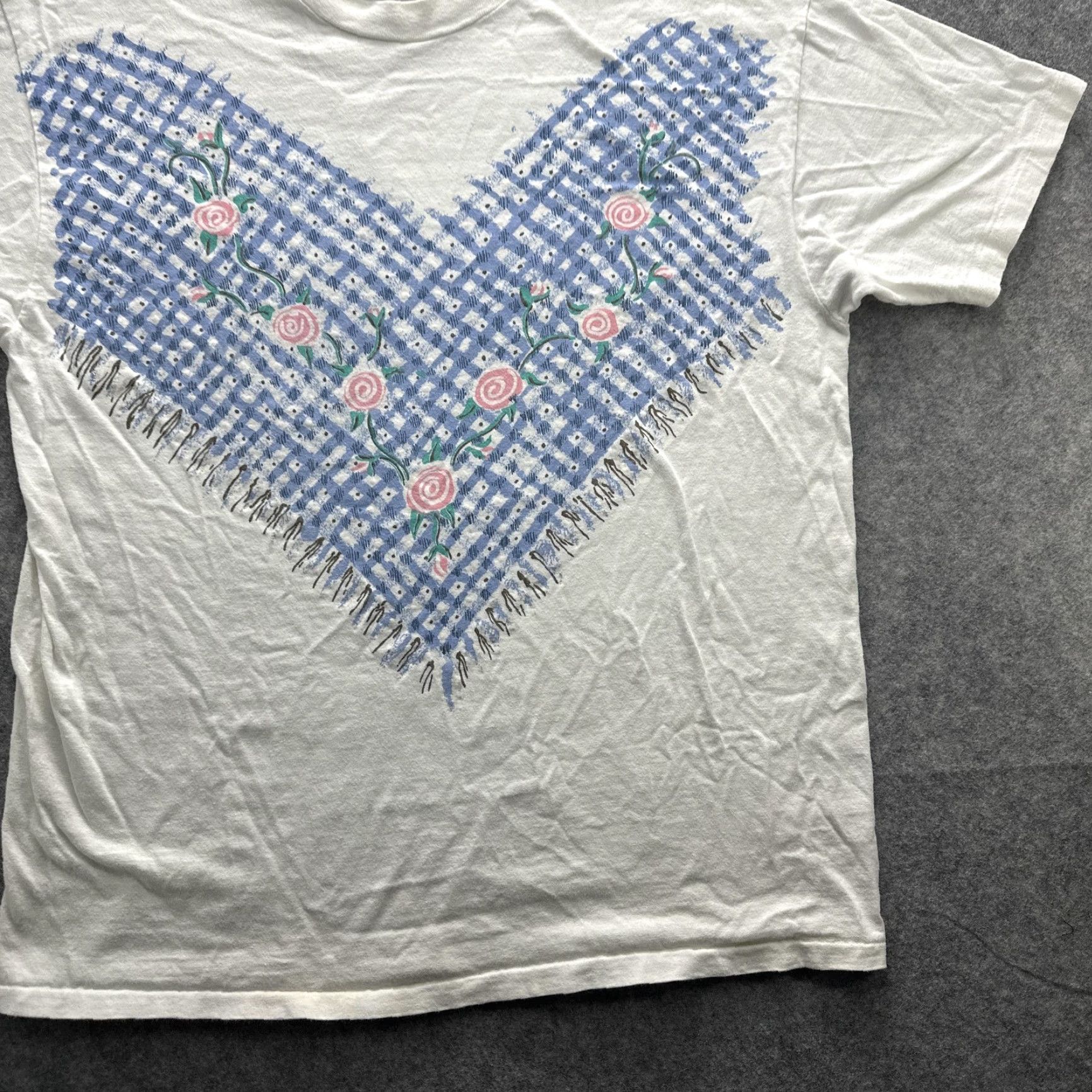 Vintage VINTAGE Knitpicks Shirt Womens One Size White Floral Bandana 80s Graphic Size ONE SIZE - 4 Thumbnail