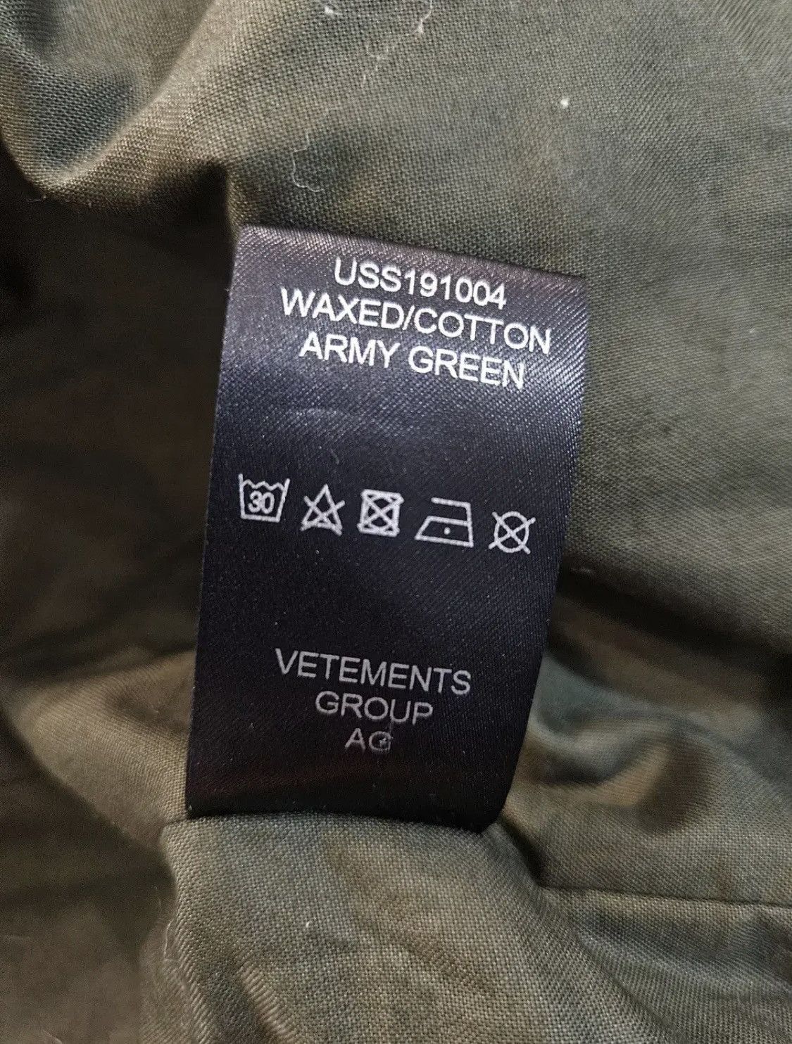 Vetements Vetements 19SS Military Gimp Mask Parka Size US S / EU 44-46 / 1 - 13 Thumbnail