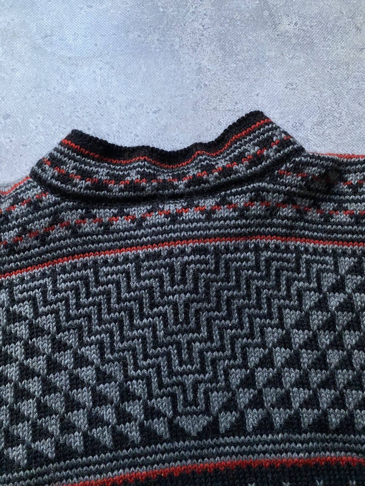 Dale Of Norway Vintage Dale Of Norway Sweater Icelandic Wool Ski Knit Size US L / EU 52-54 / 3 - 13 Thumbnail
