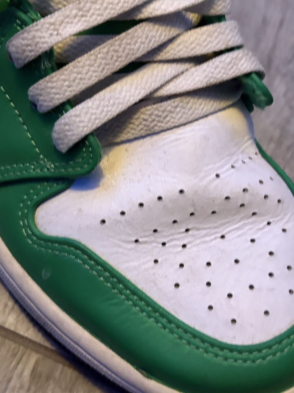 Jordan Brand × Nike Air Jordan 1 mid Lucky Green size-9 Size US 9 / EU 42 - 5 Thumbnail