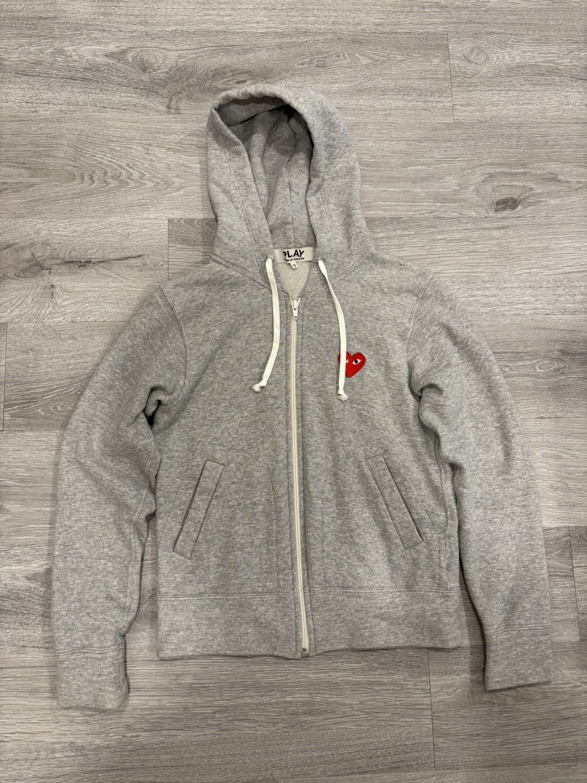 Comme des Garcons CDG Play zip up hoodie Size US S / EU 44-46 / 1 - 1 Thumbnail